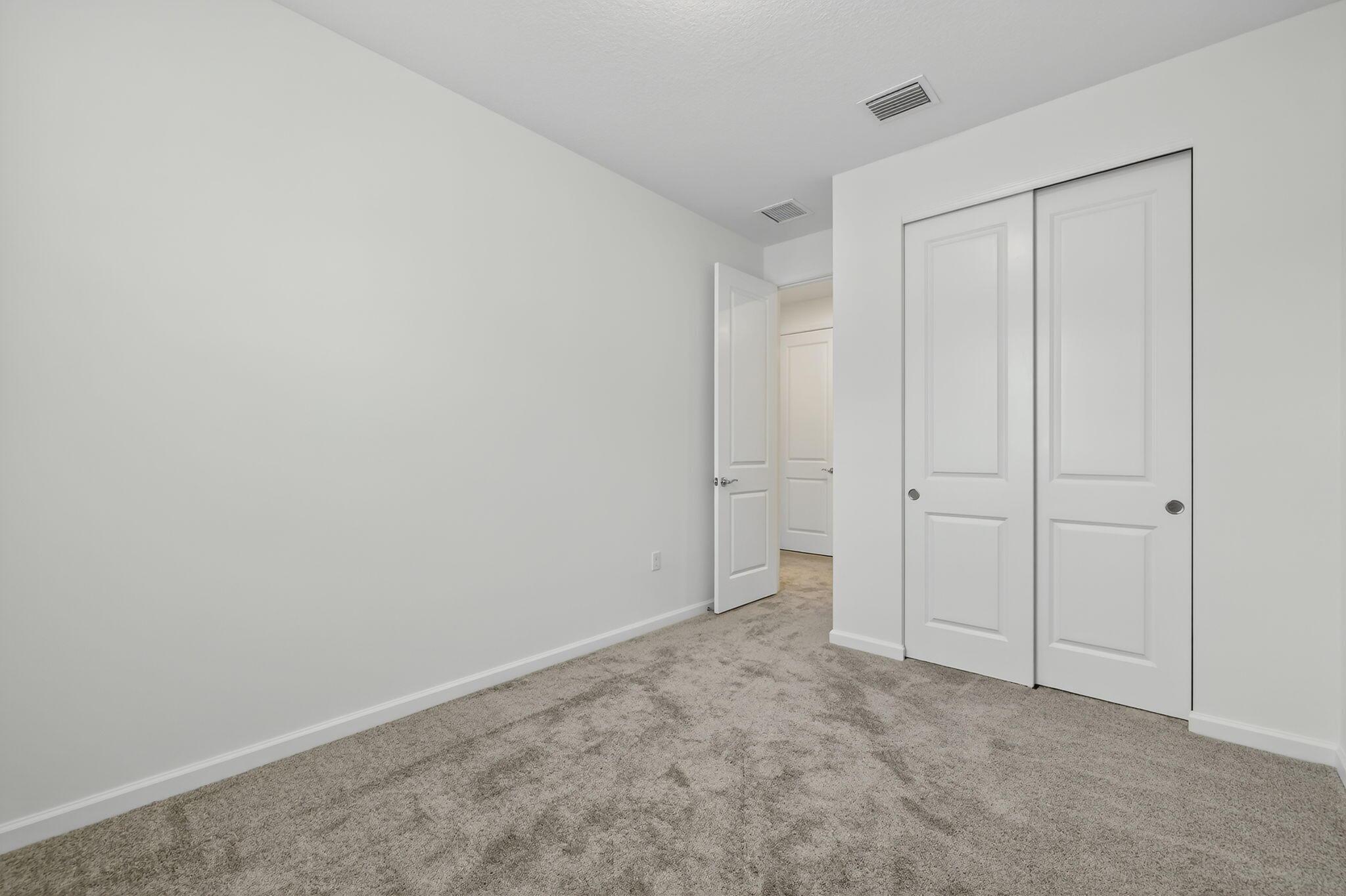 7596 SW Linus Lane