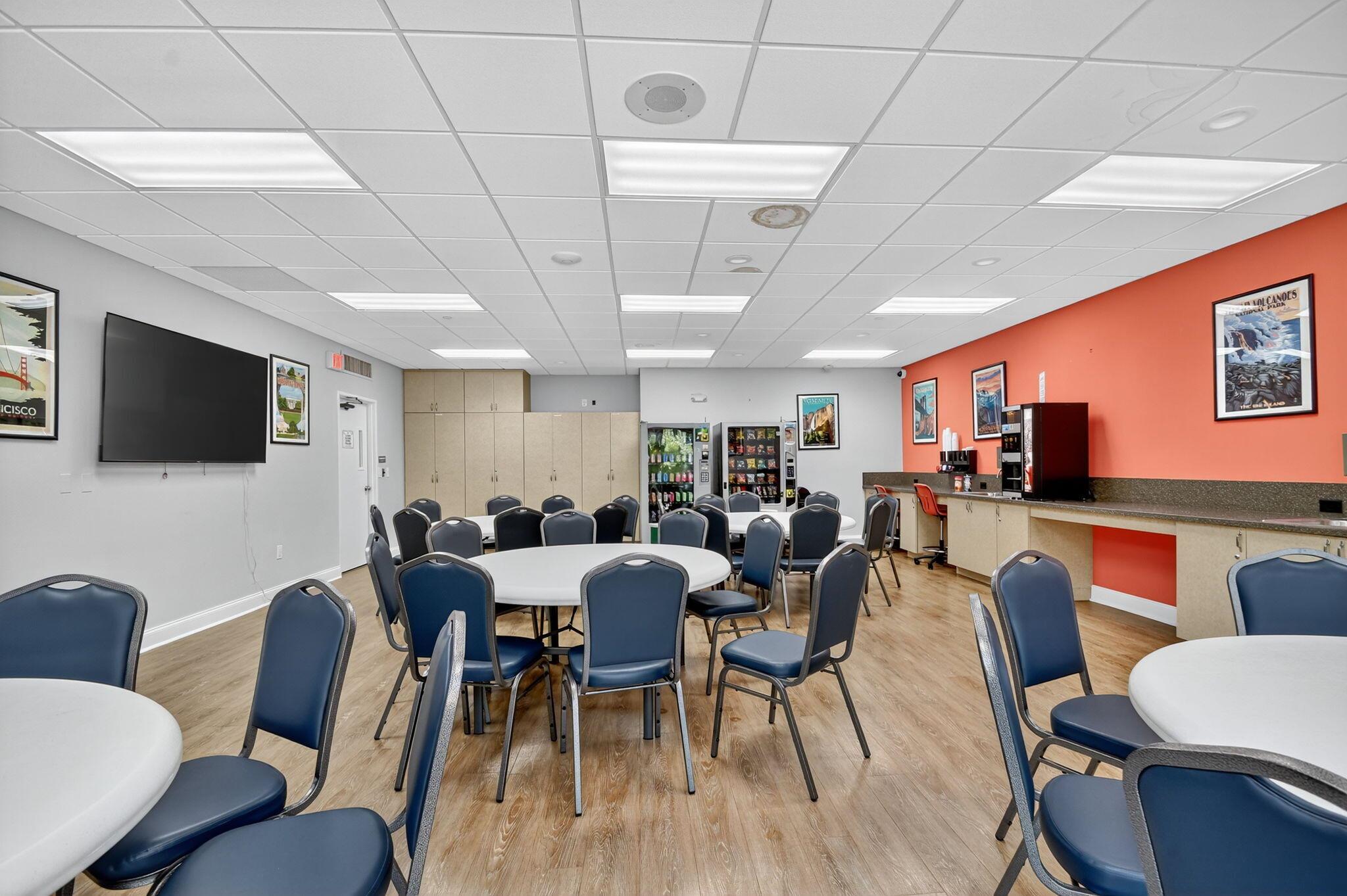 7270 Ashford Place 208