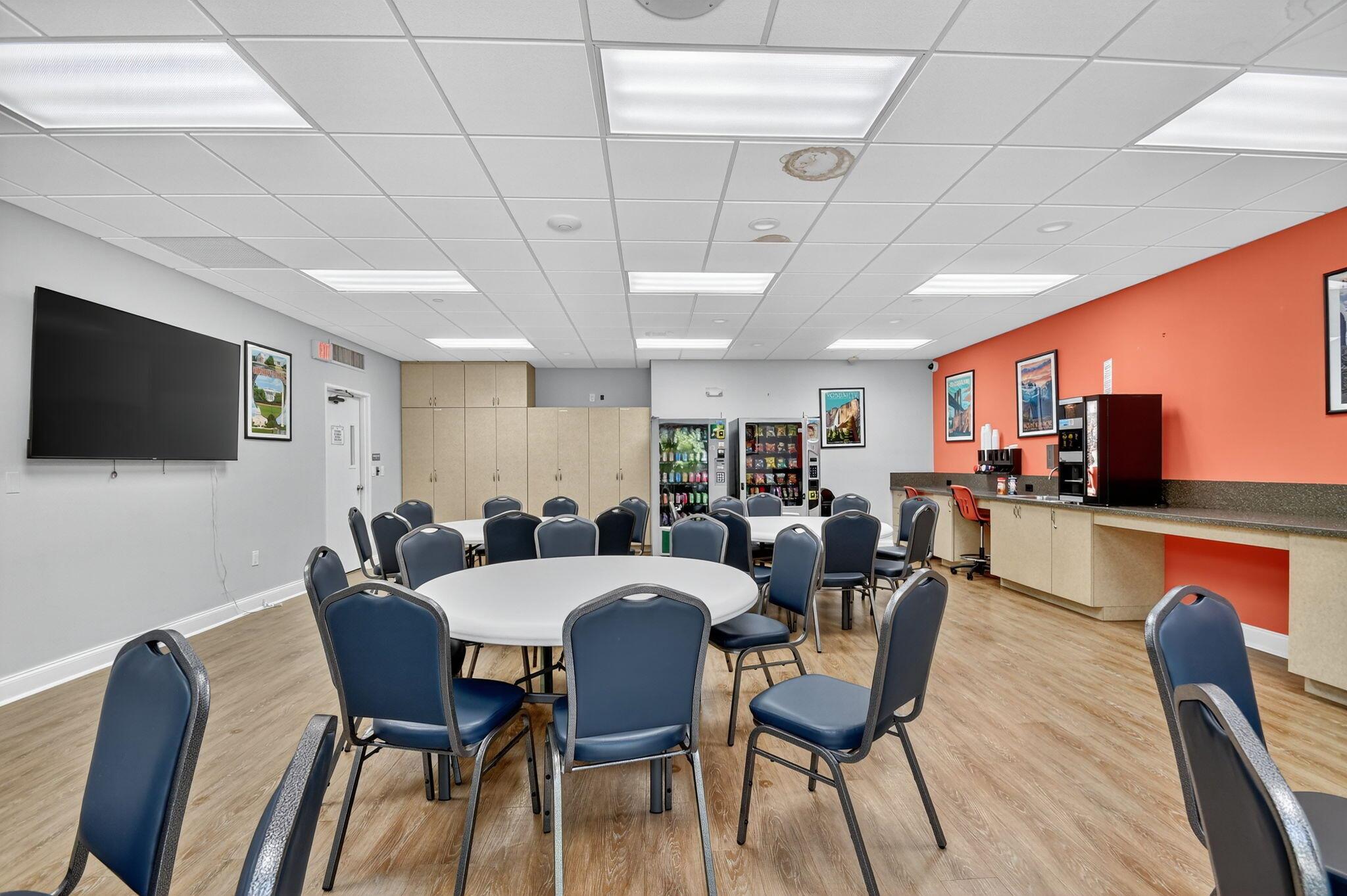 7270 Ashford Place 208