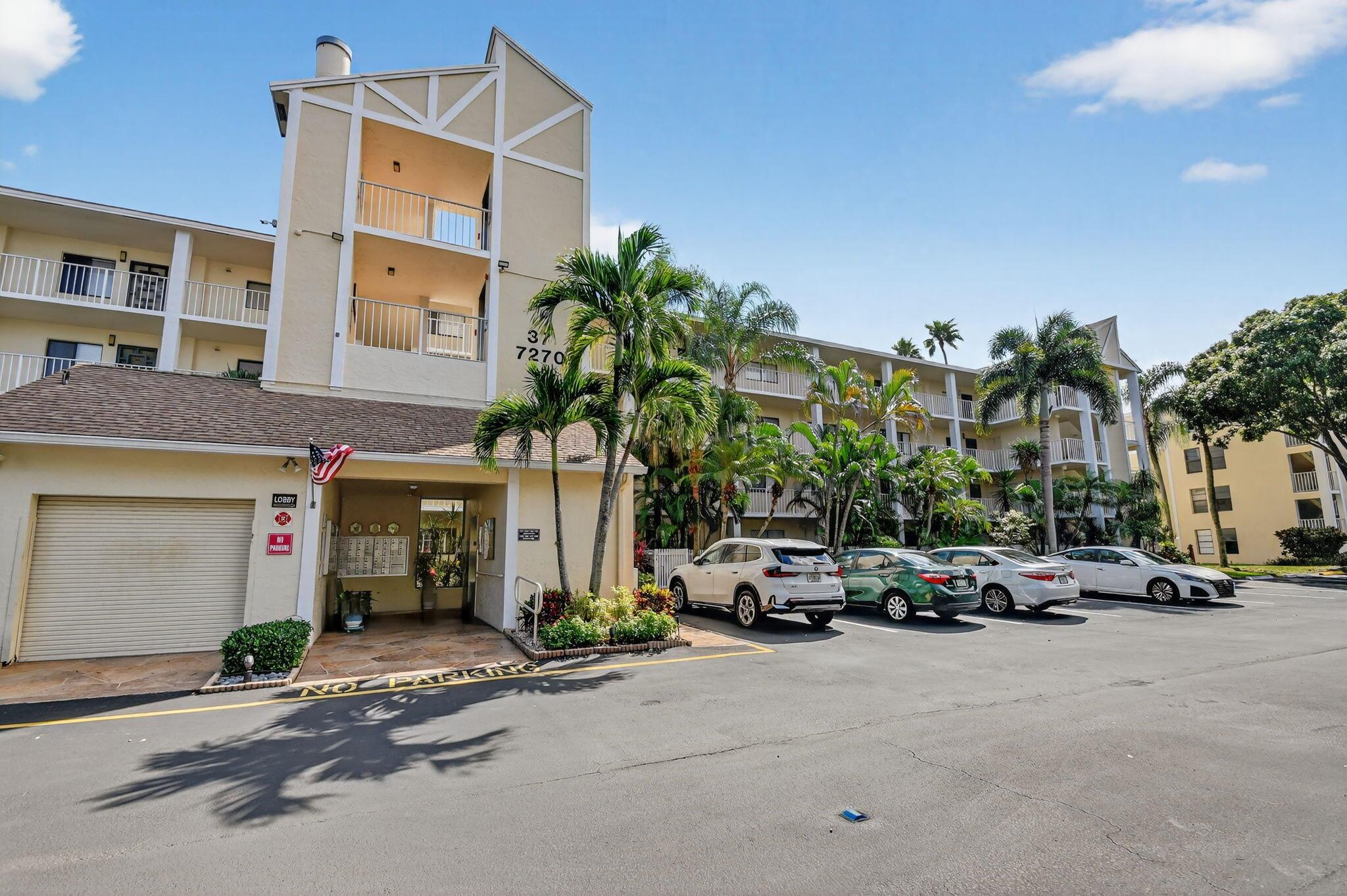 7270 Ashford Place 208