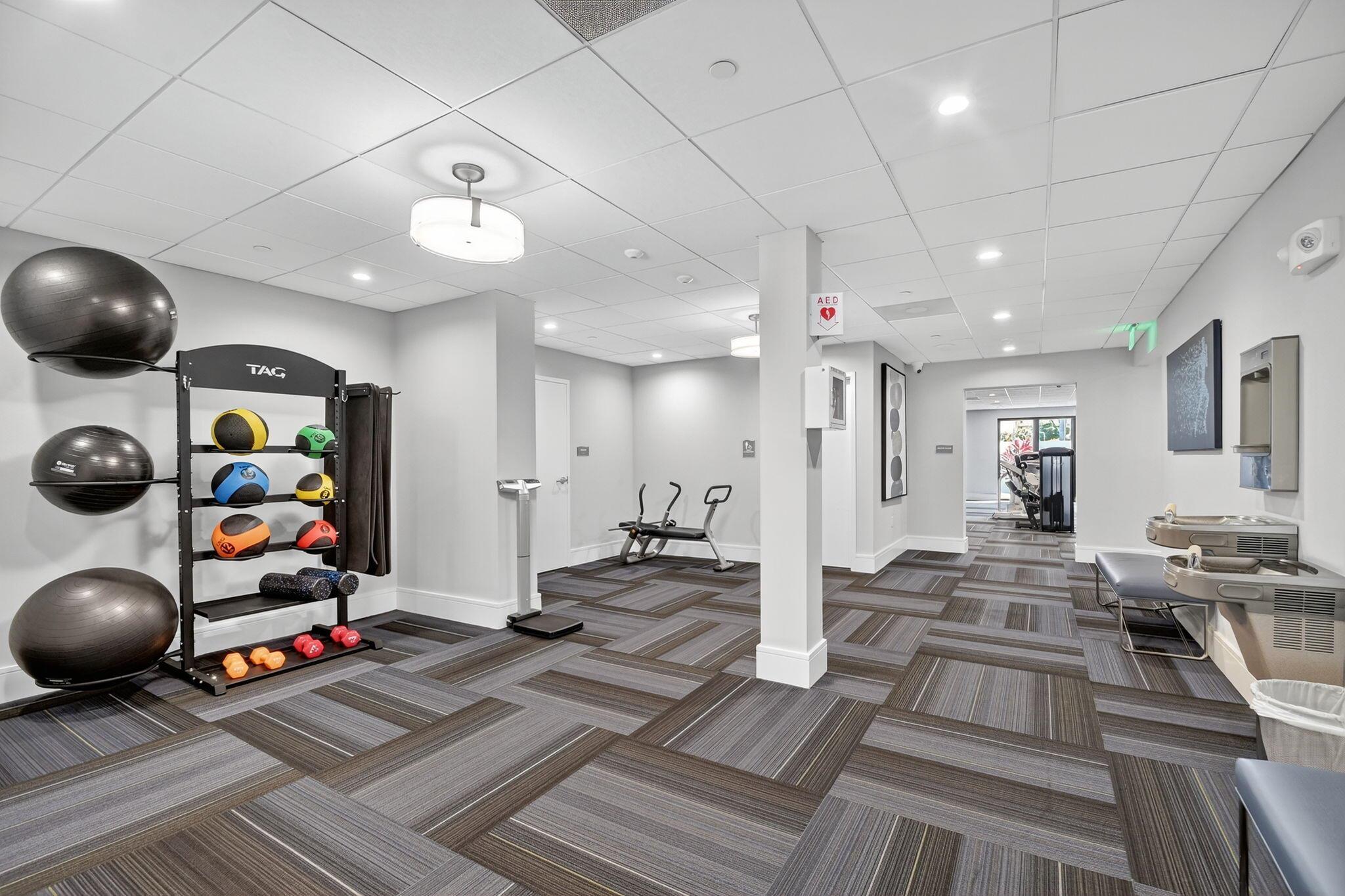 7270 Ashford Place 208