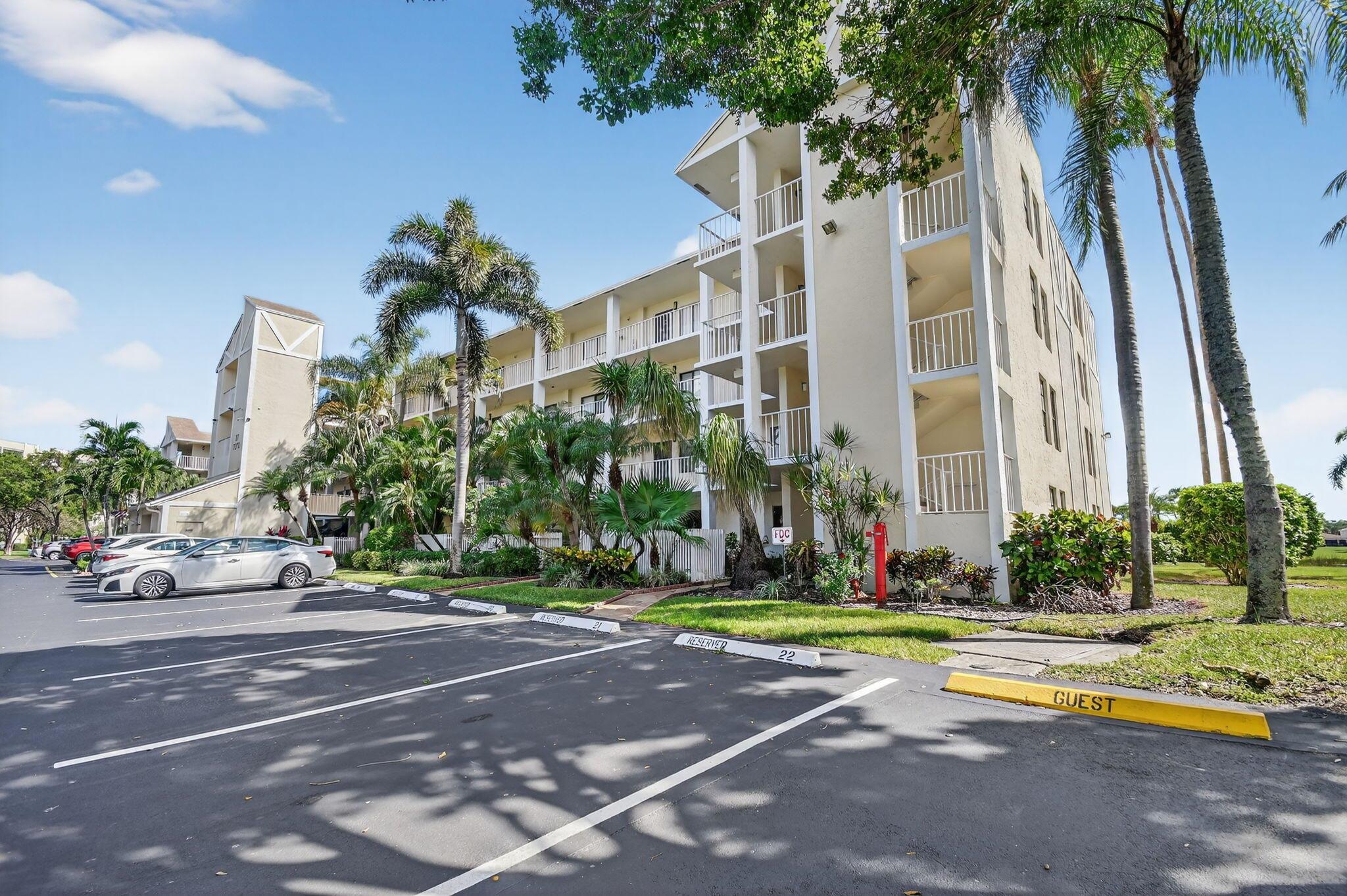 7270 Ashford Place 208