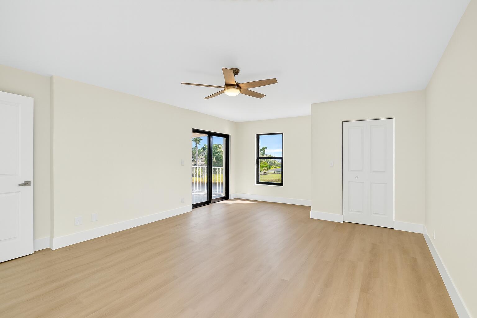 7270 Ashford Place 208