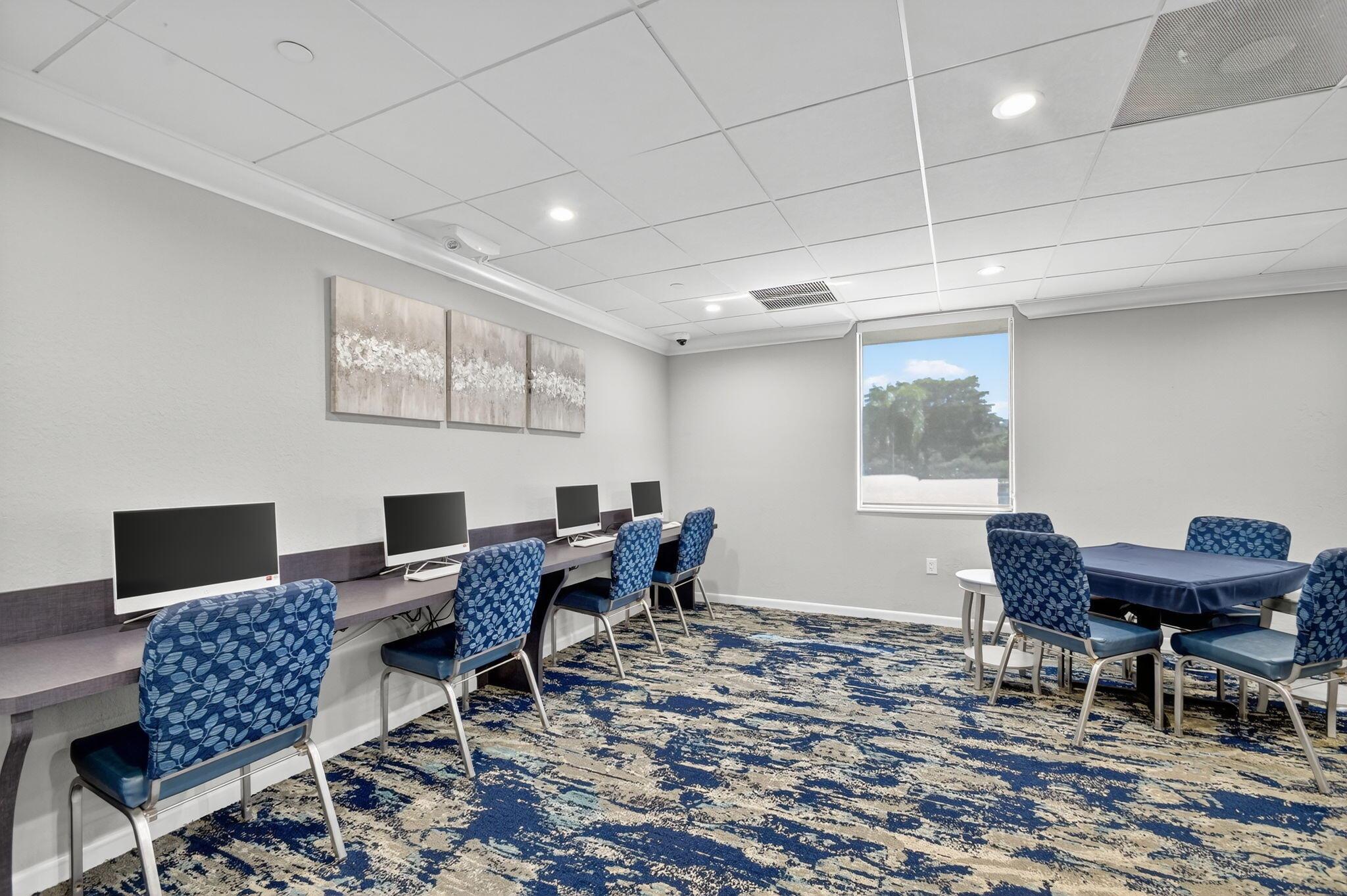 7270 Ashford Place 208