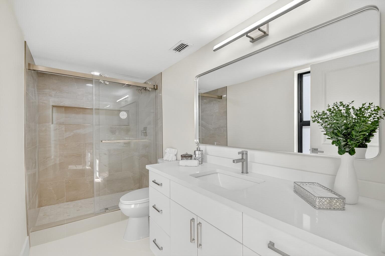 7270 Ashford Place 208