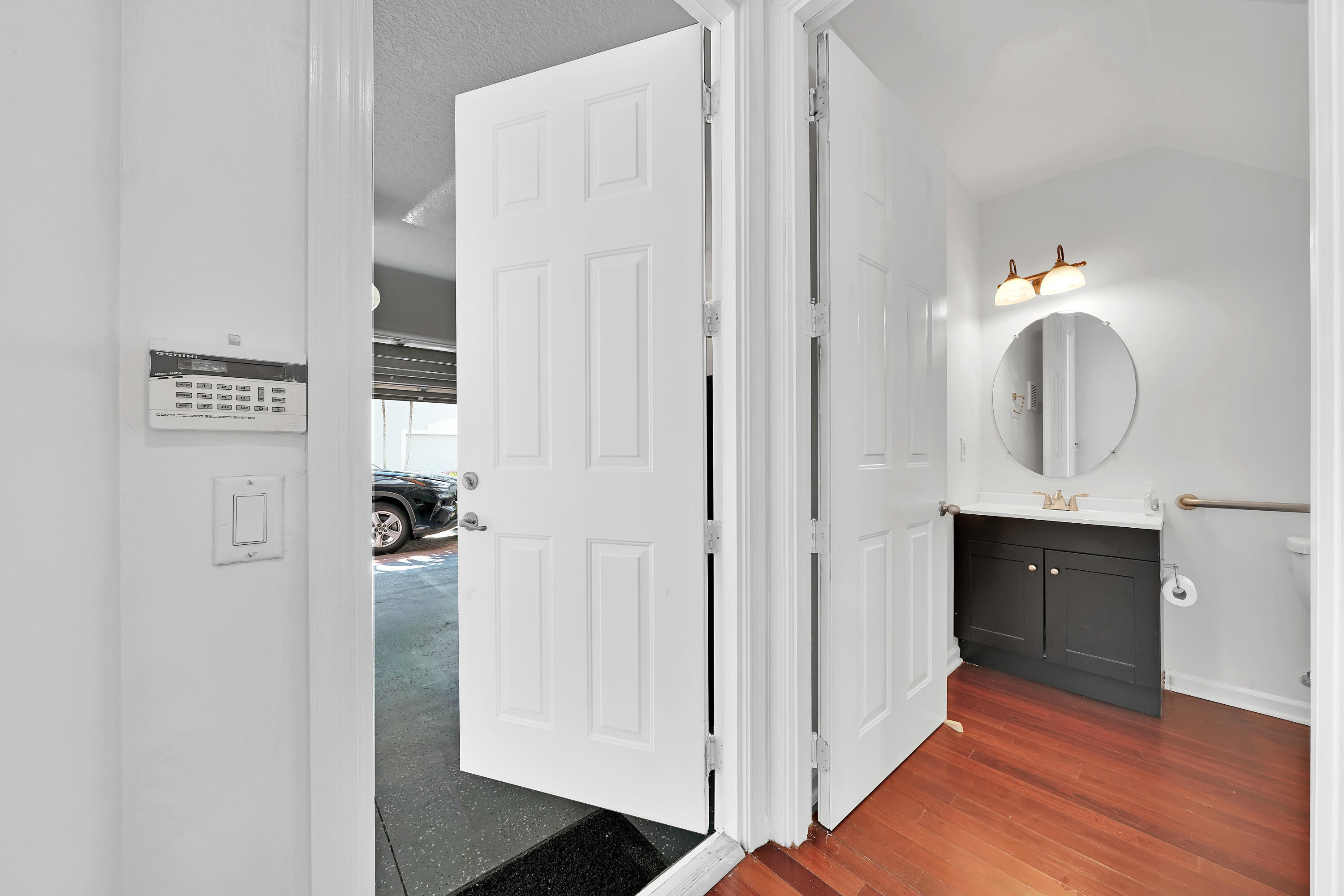 1381 Piazza Delle Pallottole