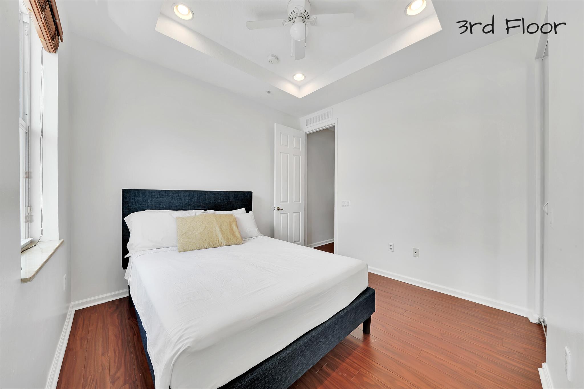 1381 Piazza Delle Pallottole