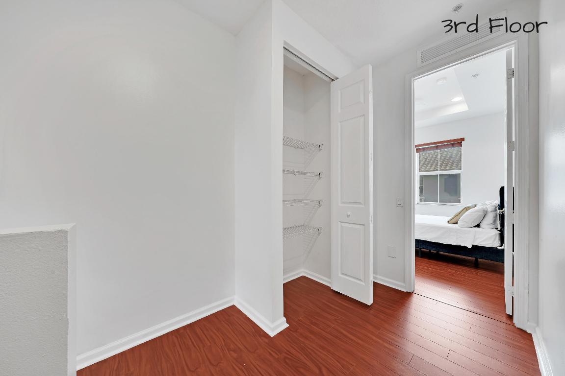 1381 Piazza Delle Pallottole