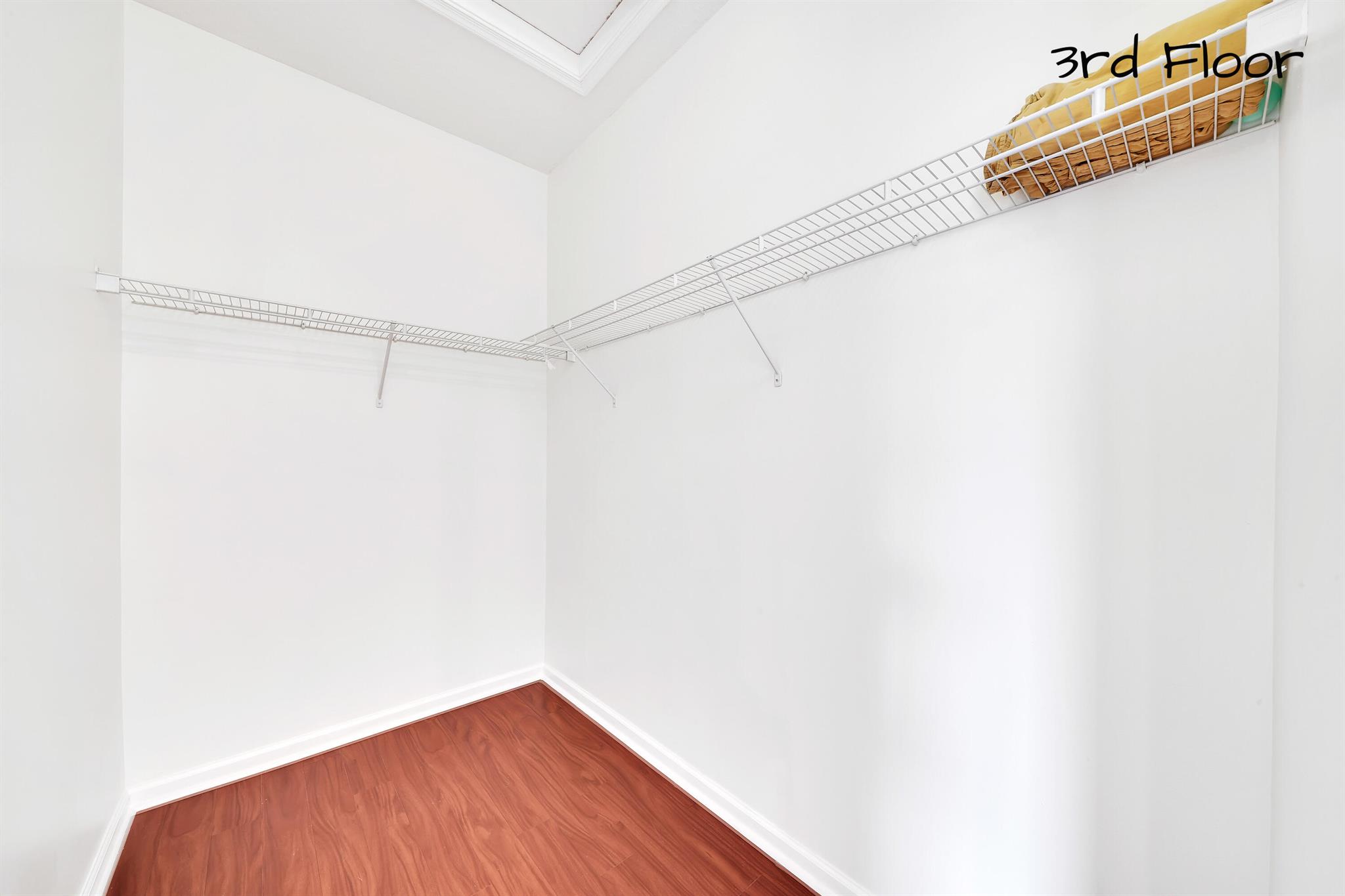 1381 Piazza Delle Pallottole