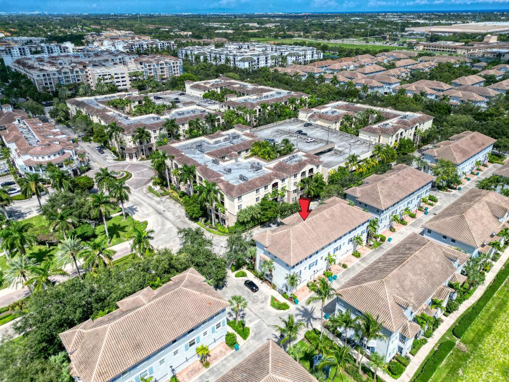 1381 Piazza Delle Pallottole