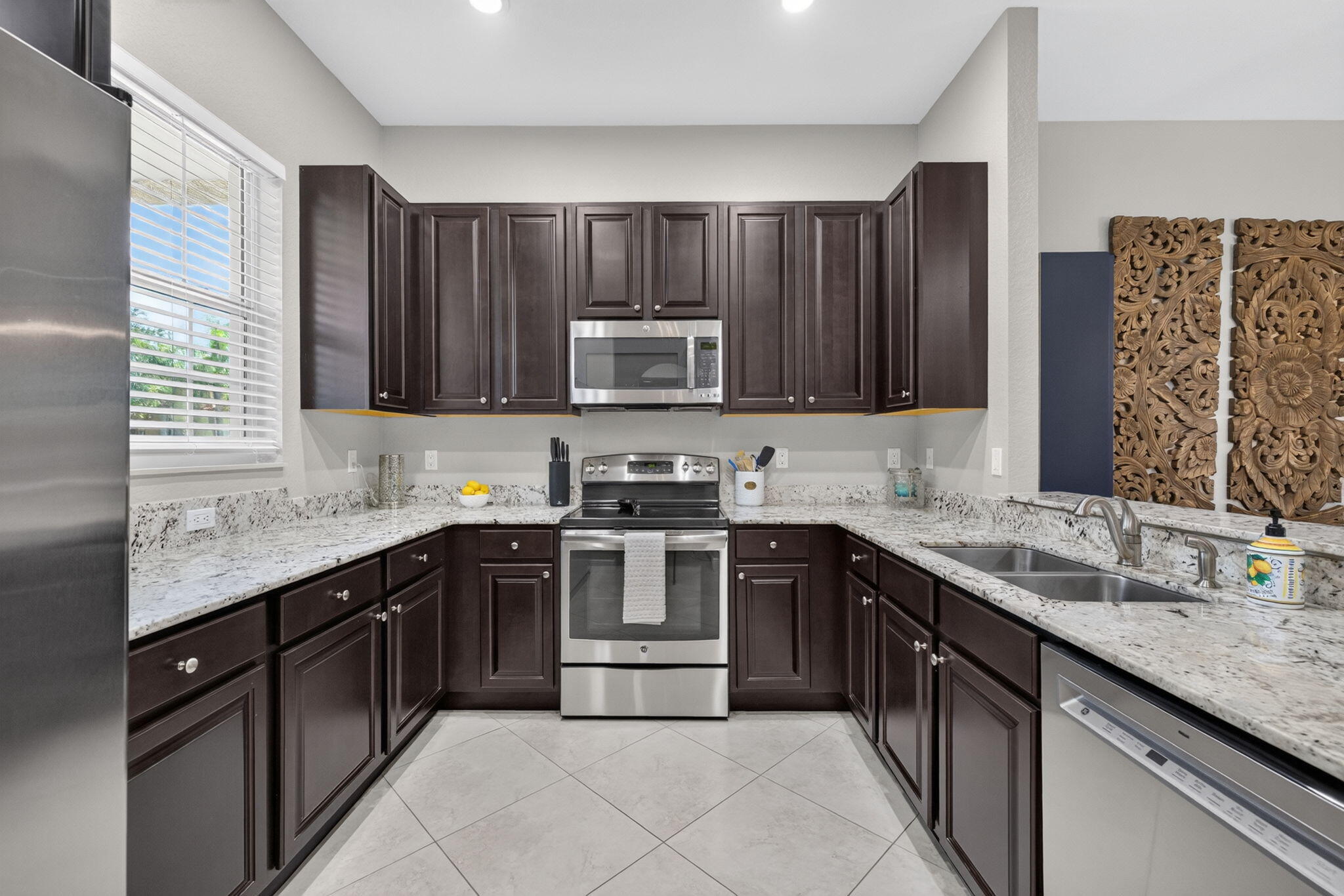 10160 SW Azzo Lane