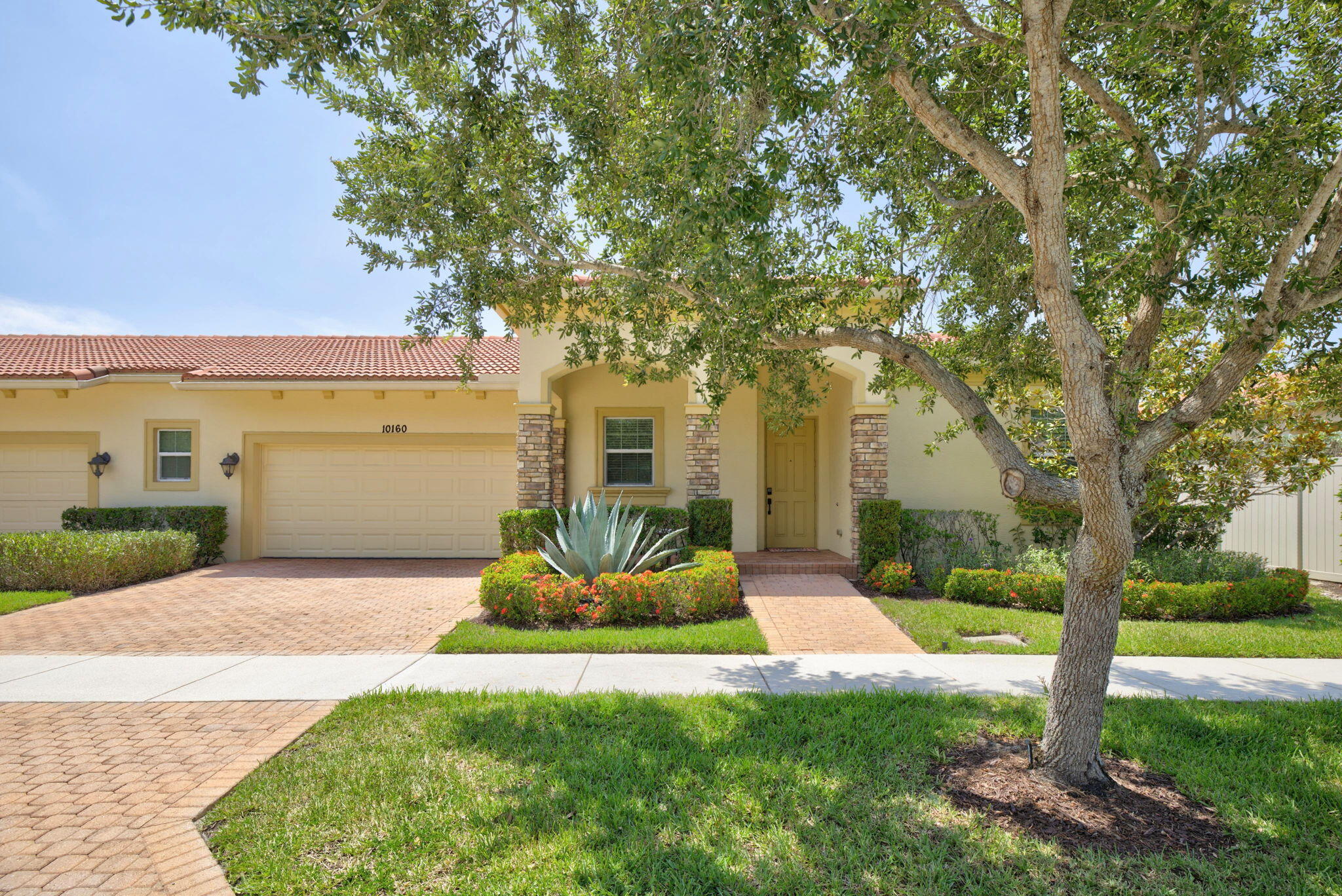 10160 SW Azzo Lane