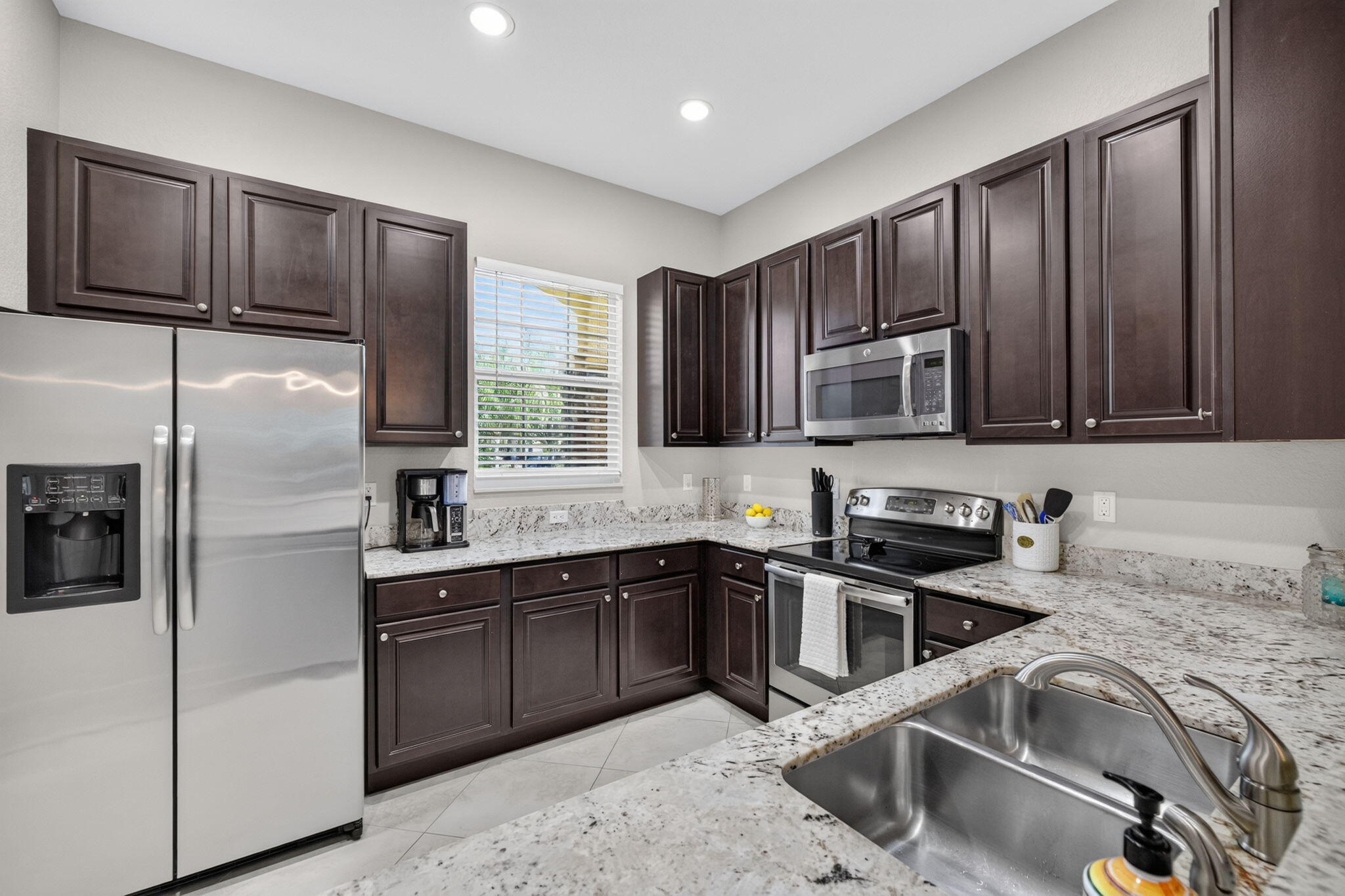 10160 SW Azzo Lane