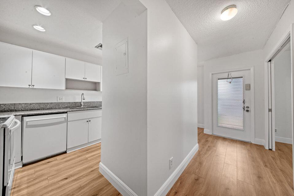 1845 NW 18th Street 103, Delray Beach Unit: 103