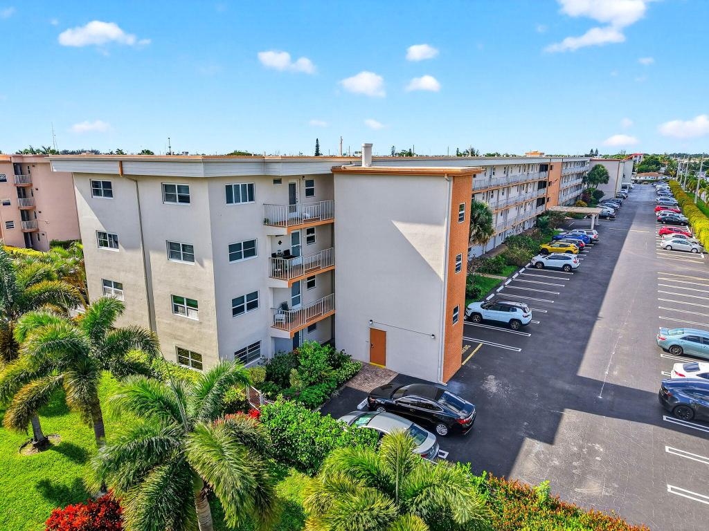 230 NE 26th Avenue 3020