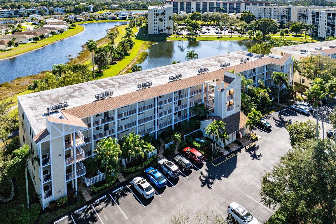 7270 Ashford Place 107