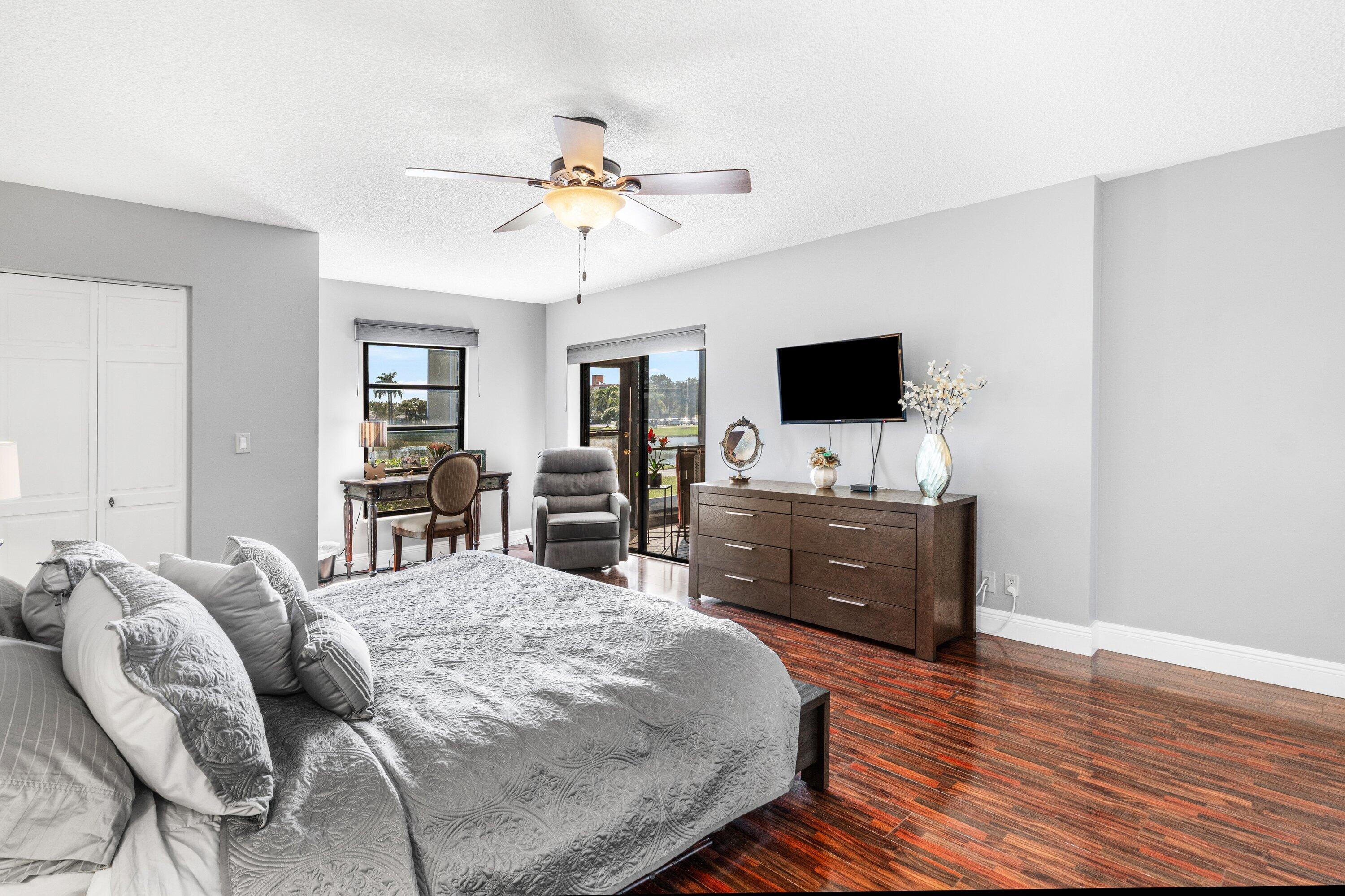 7270 Ashford Place 107