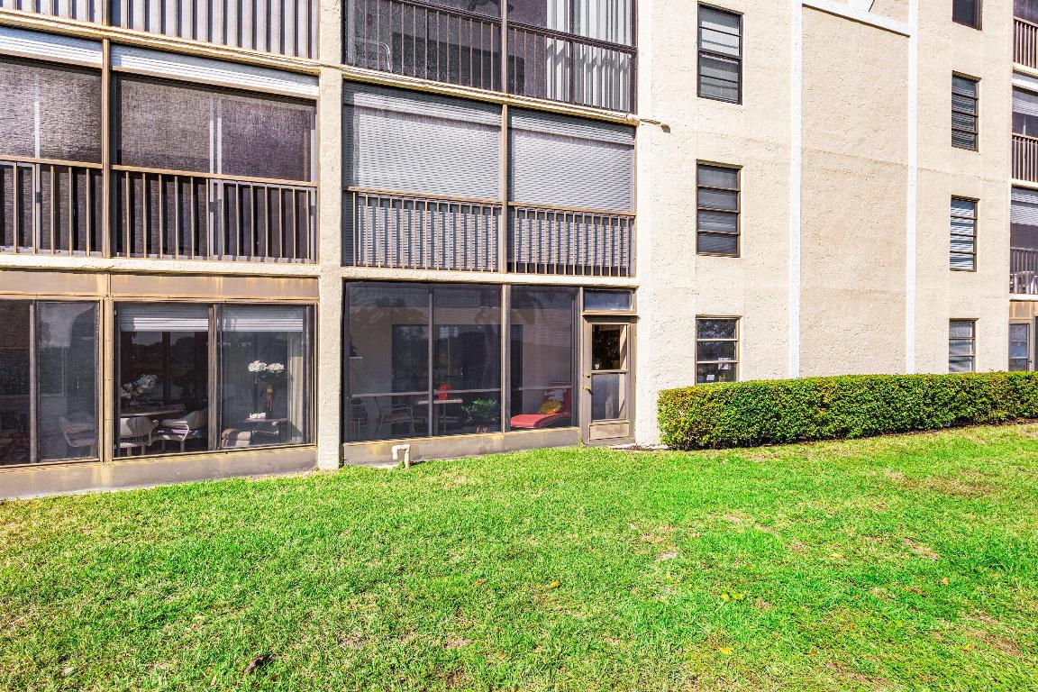 7270 Ashford Place 107