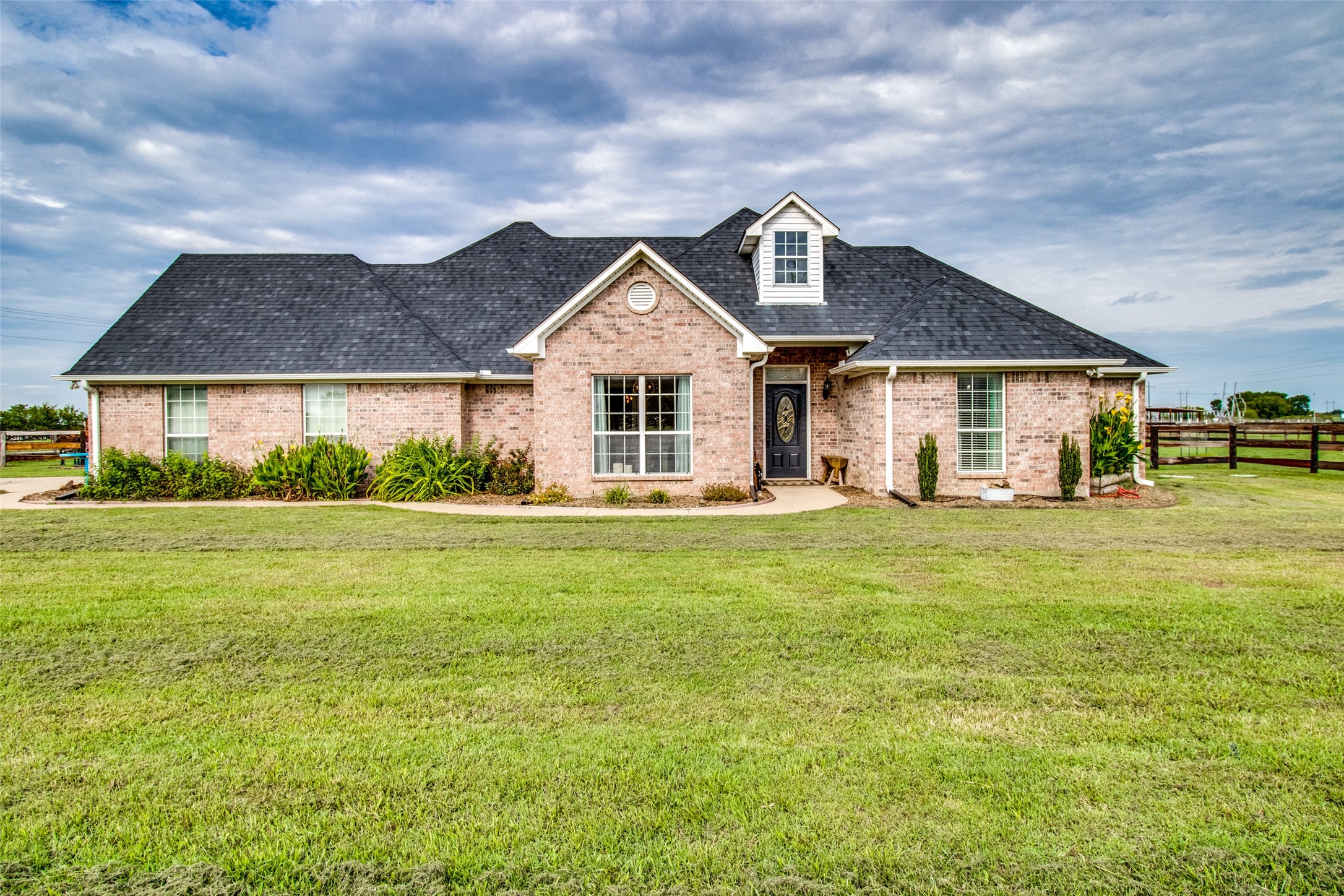 643 Gunter Road
