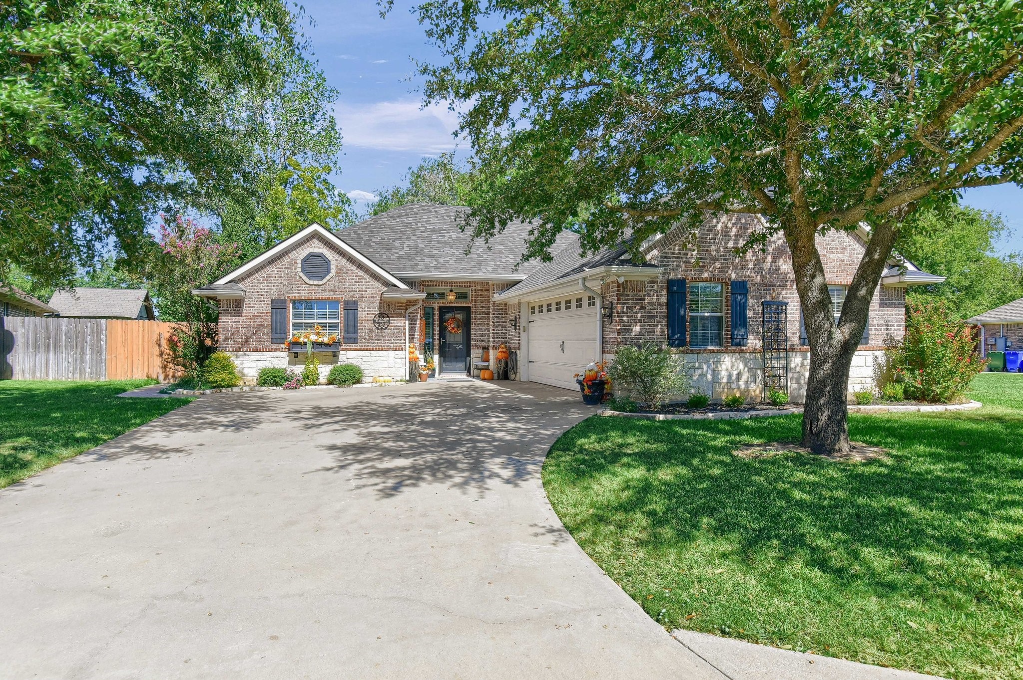 112 Ashlyn Court