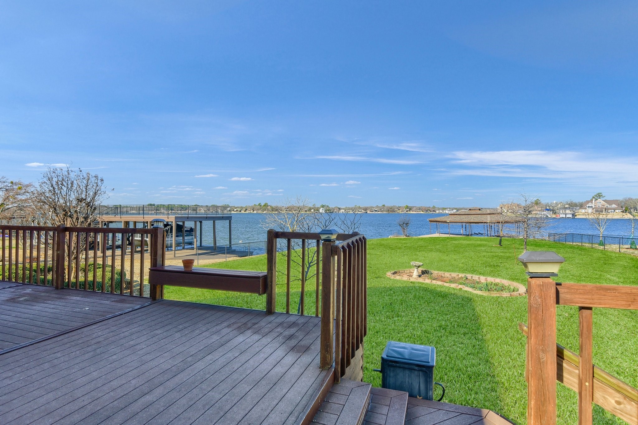 526 Kiowa Drive E