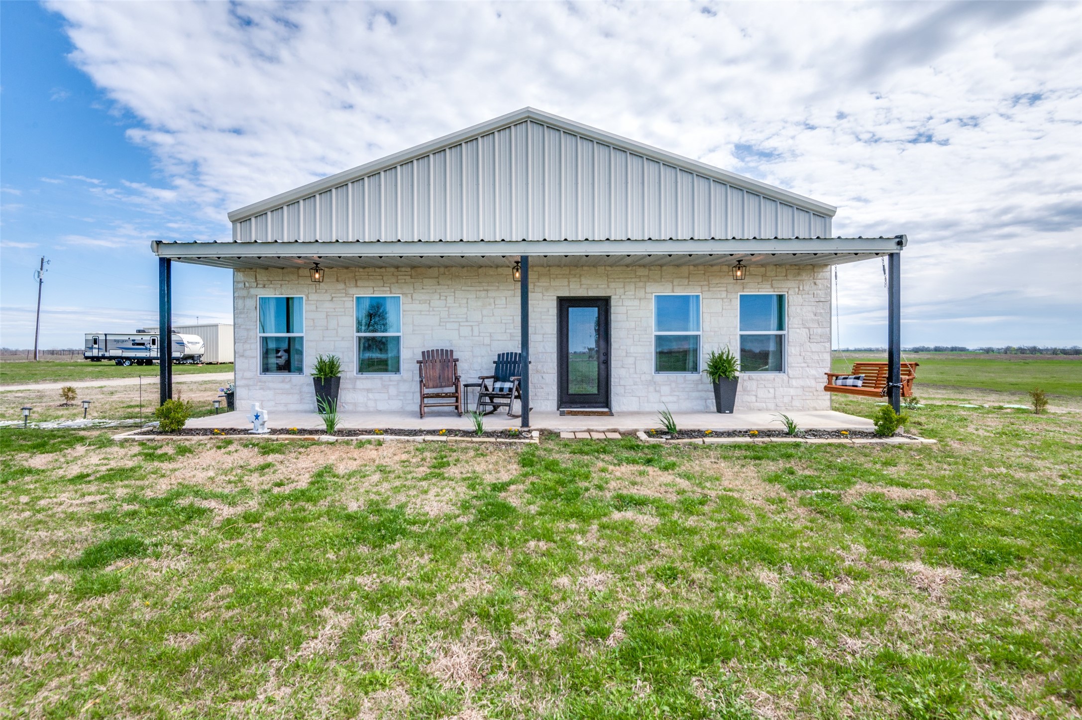 435 County Road 4875
