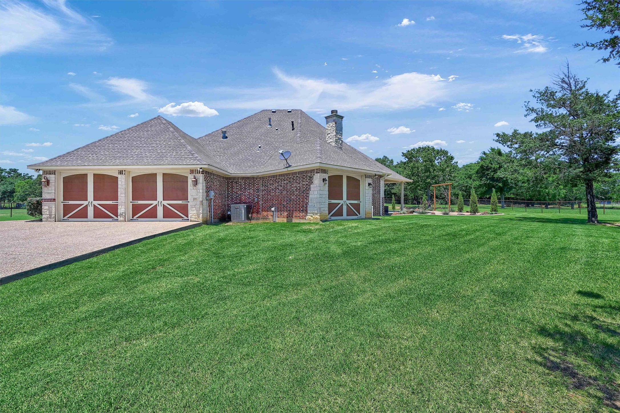 1570 County Road 107