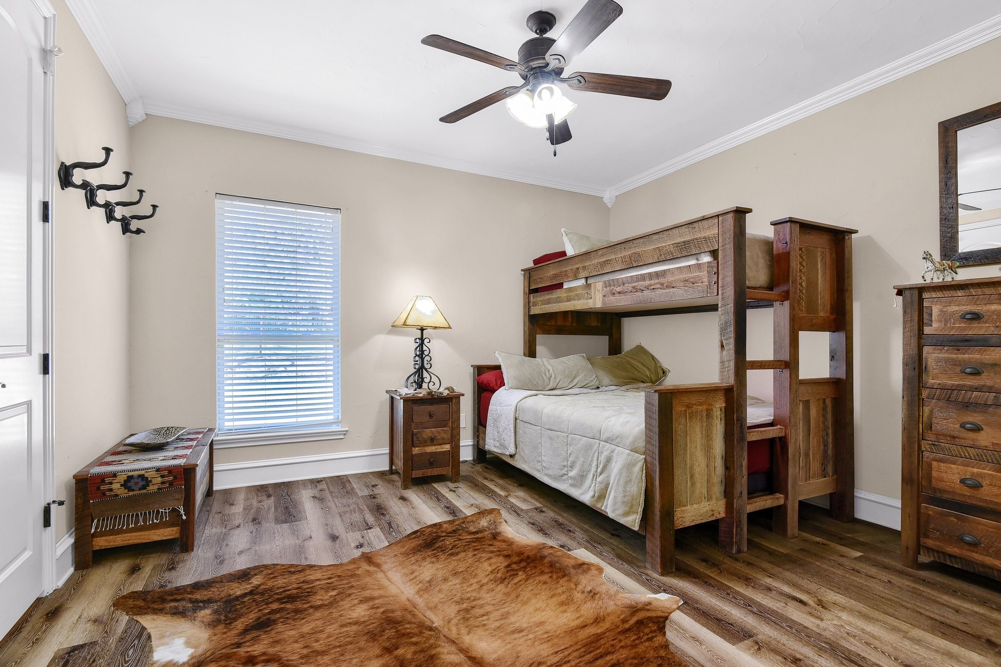 1570 County Road 107
