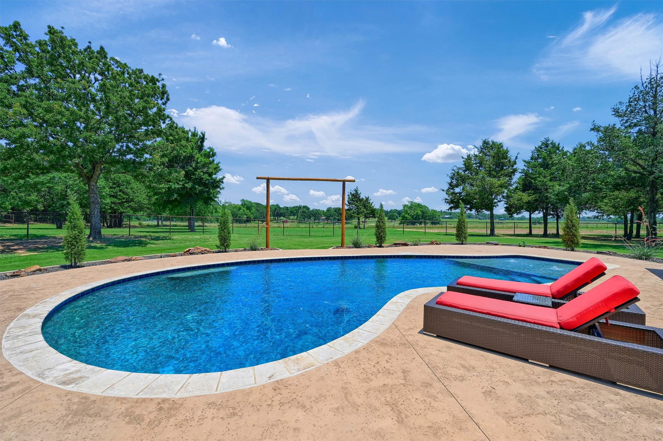 1570 County Road 107