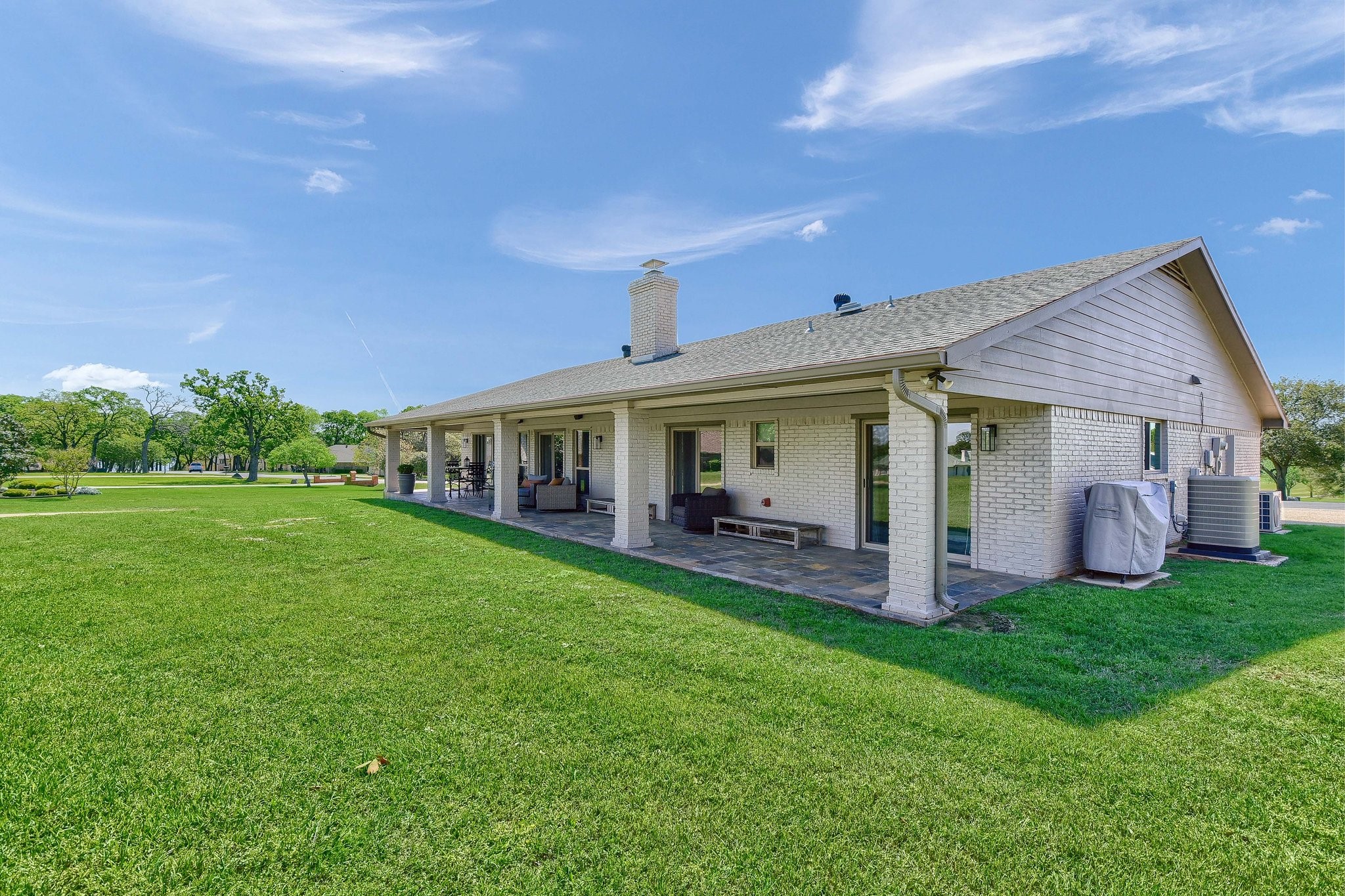 401 Kiowa Drive W