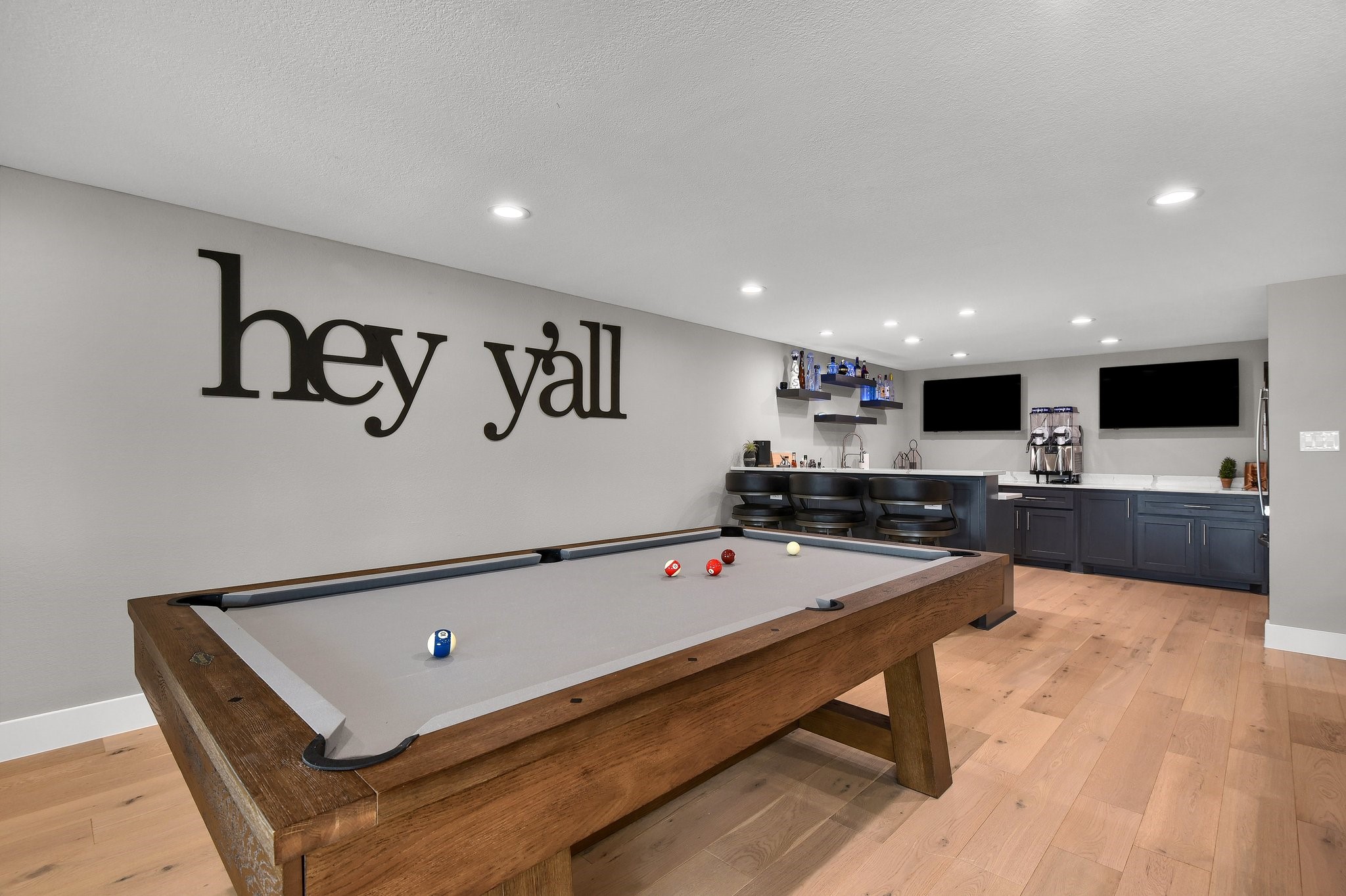 102 Blackfoot Trail