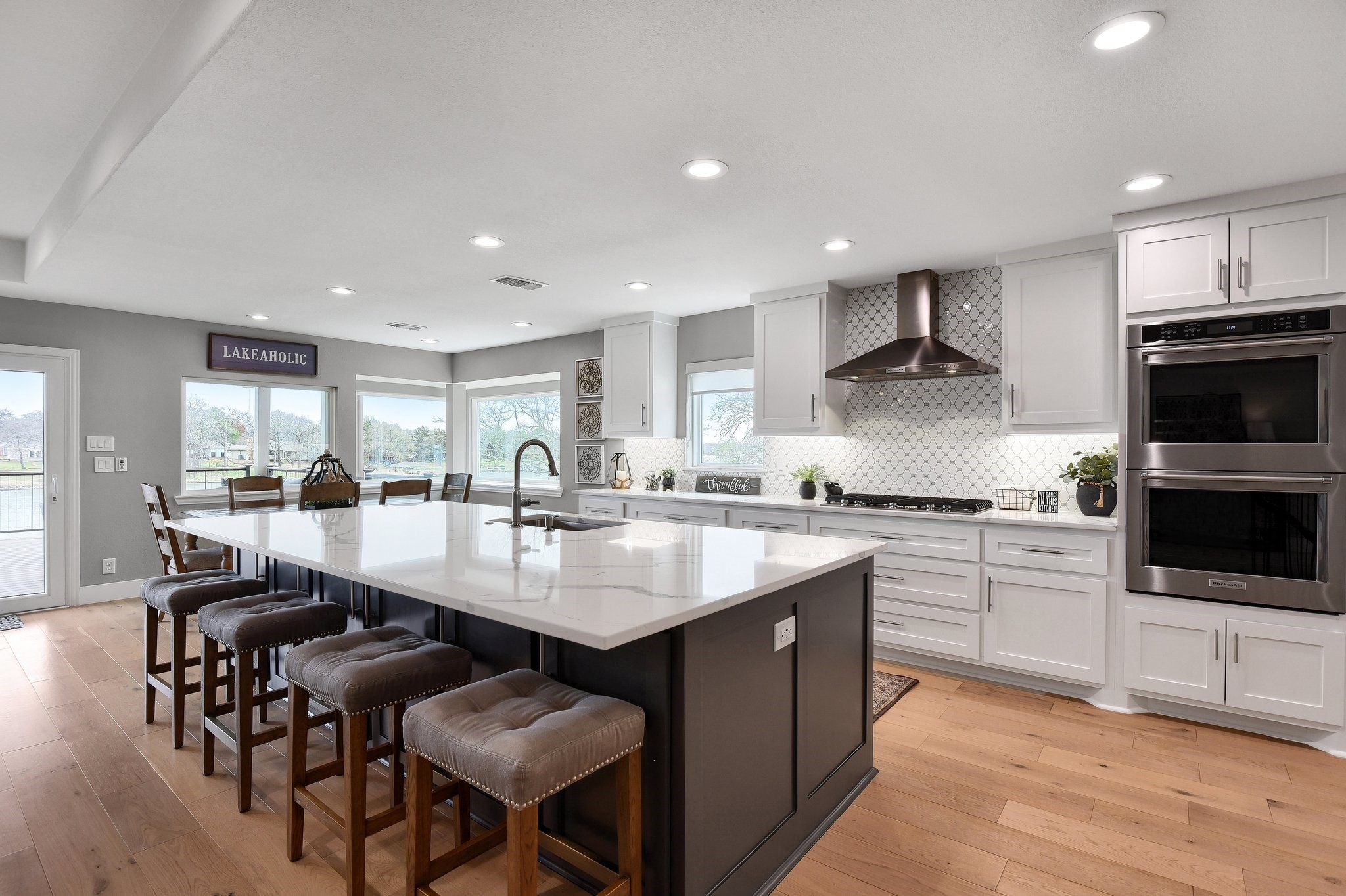 102 Blackfoot Trail