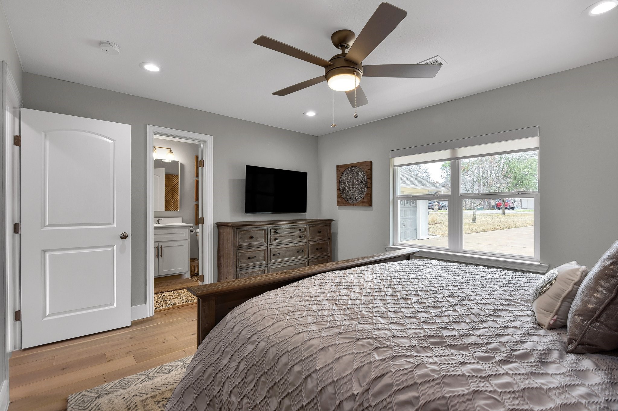 102 Blackfoot Trail
