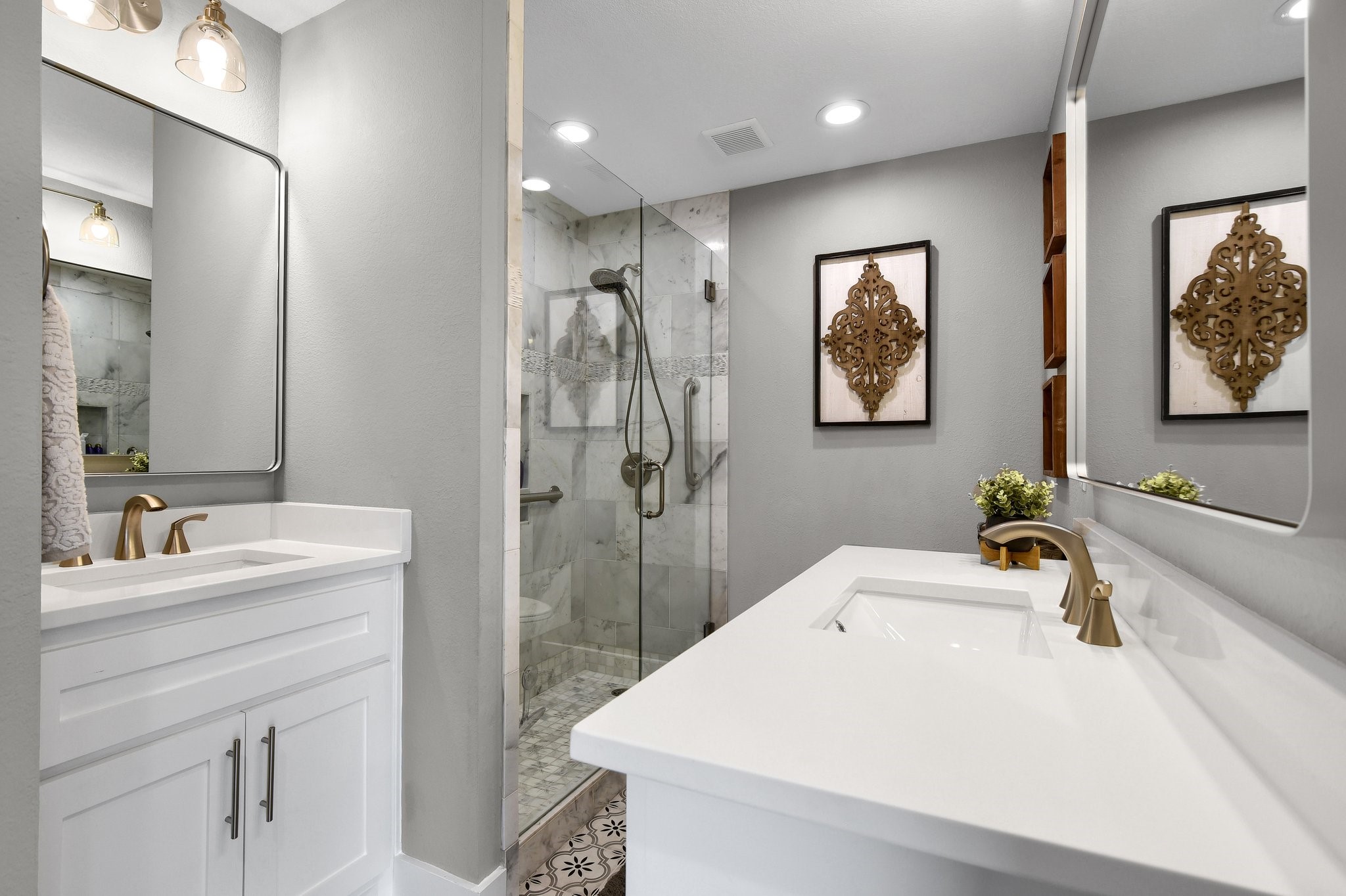 102 Blackfoot Trail