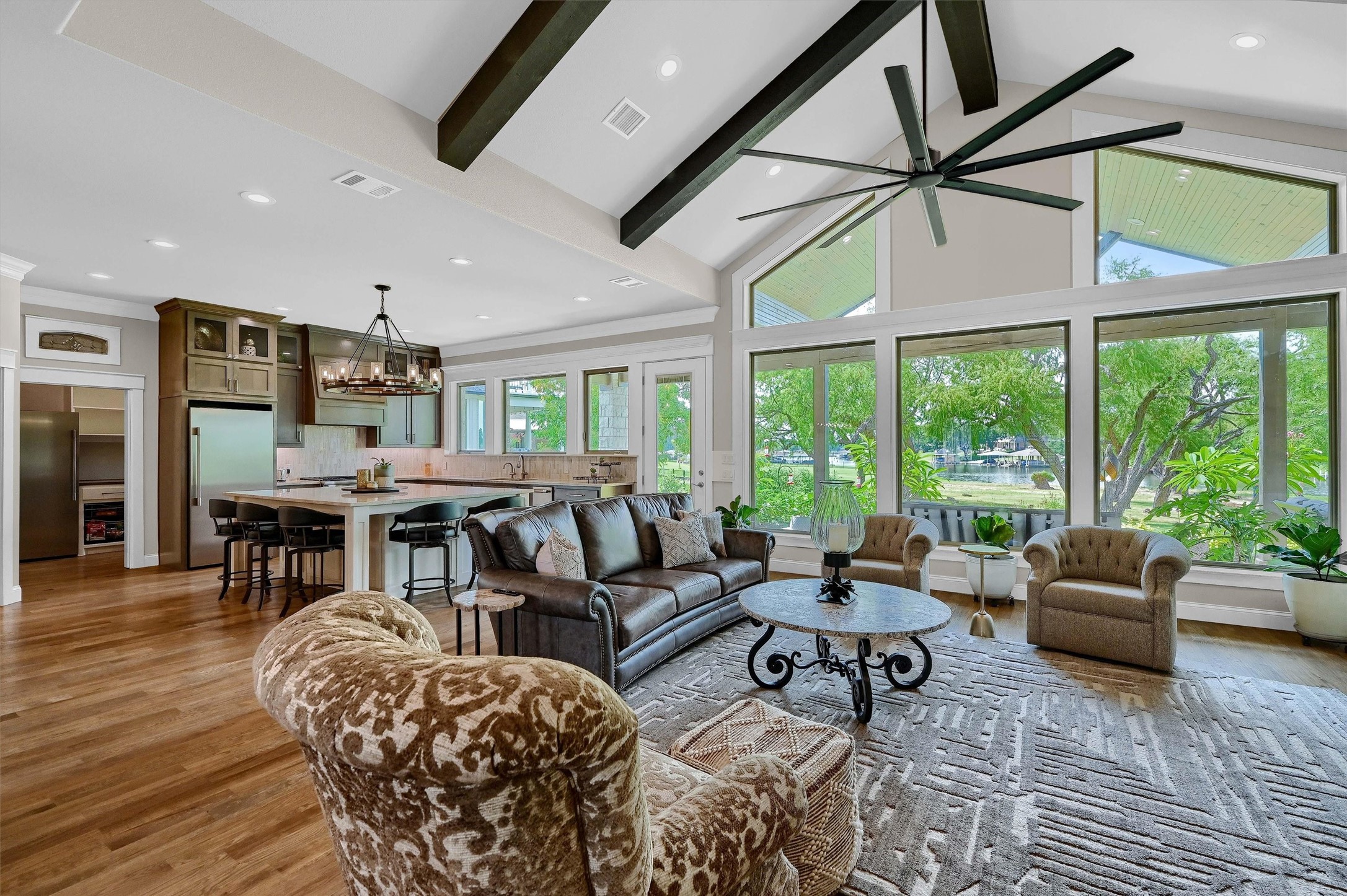 605 Kiowa Drive W