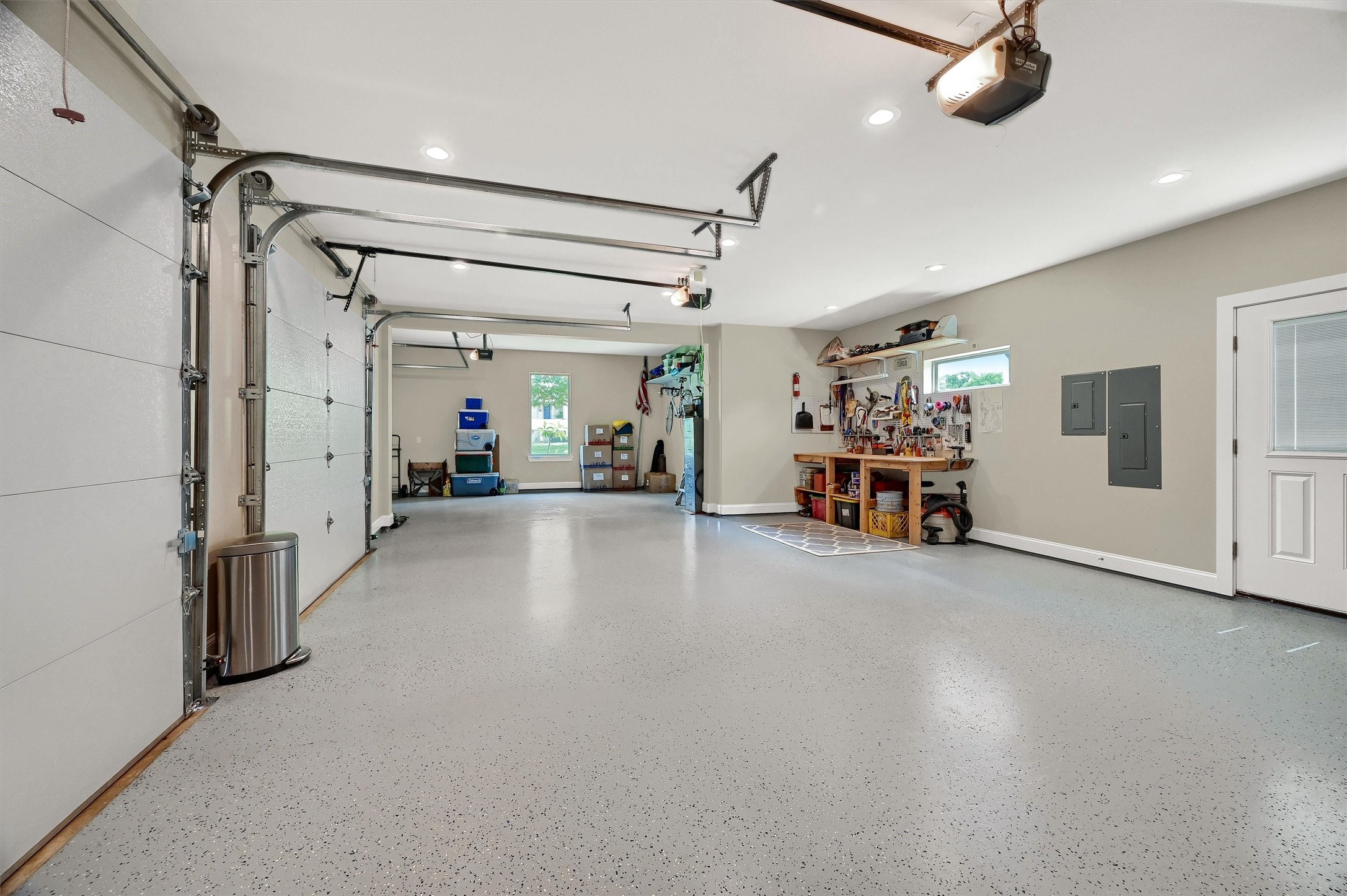 605 Kiowa Drive W