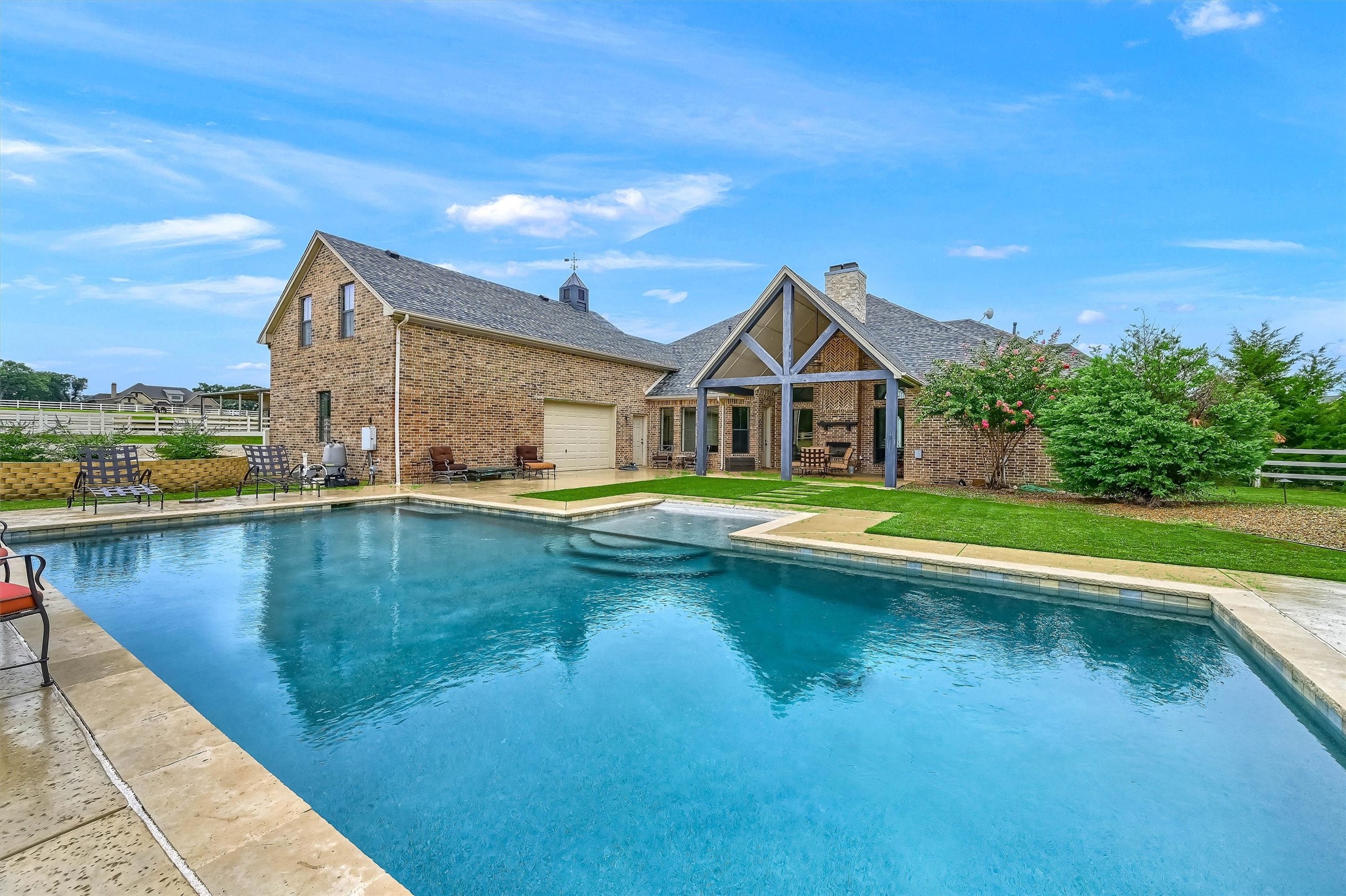 7621 Bruce Road