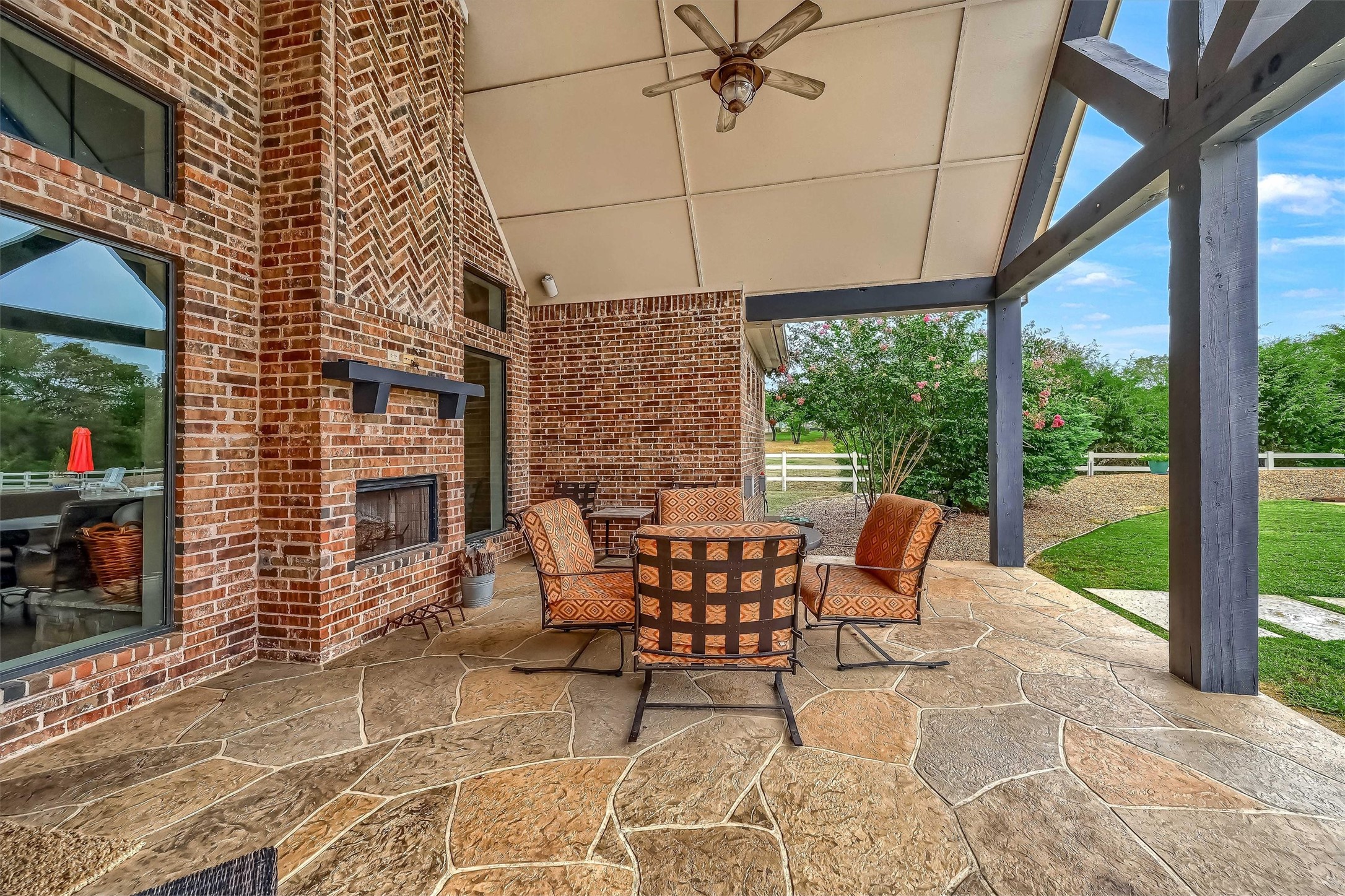 7621 Bruce Road