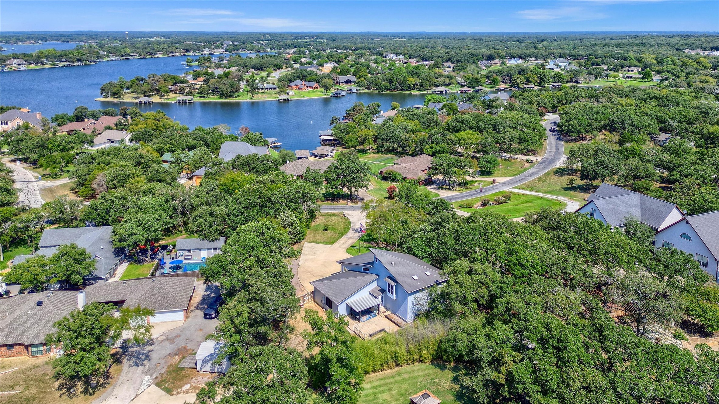 211 Kiowa Drive E