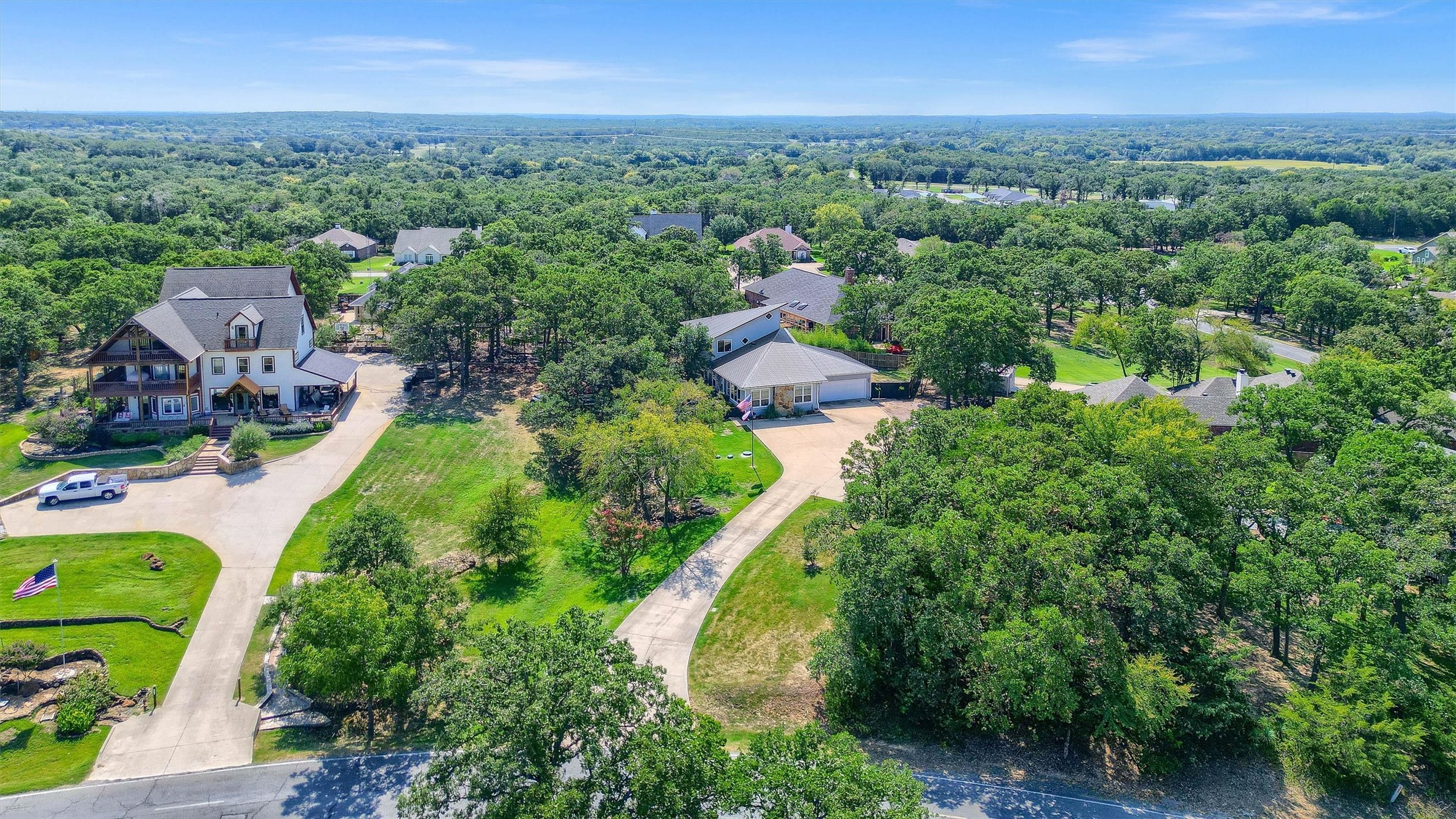 211 Kiowa Drive E
