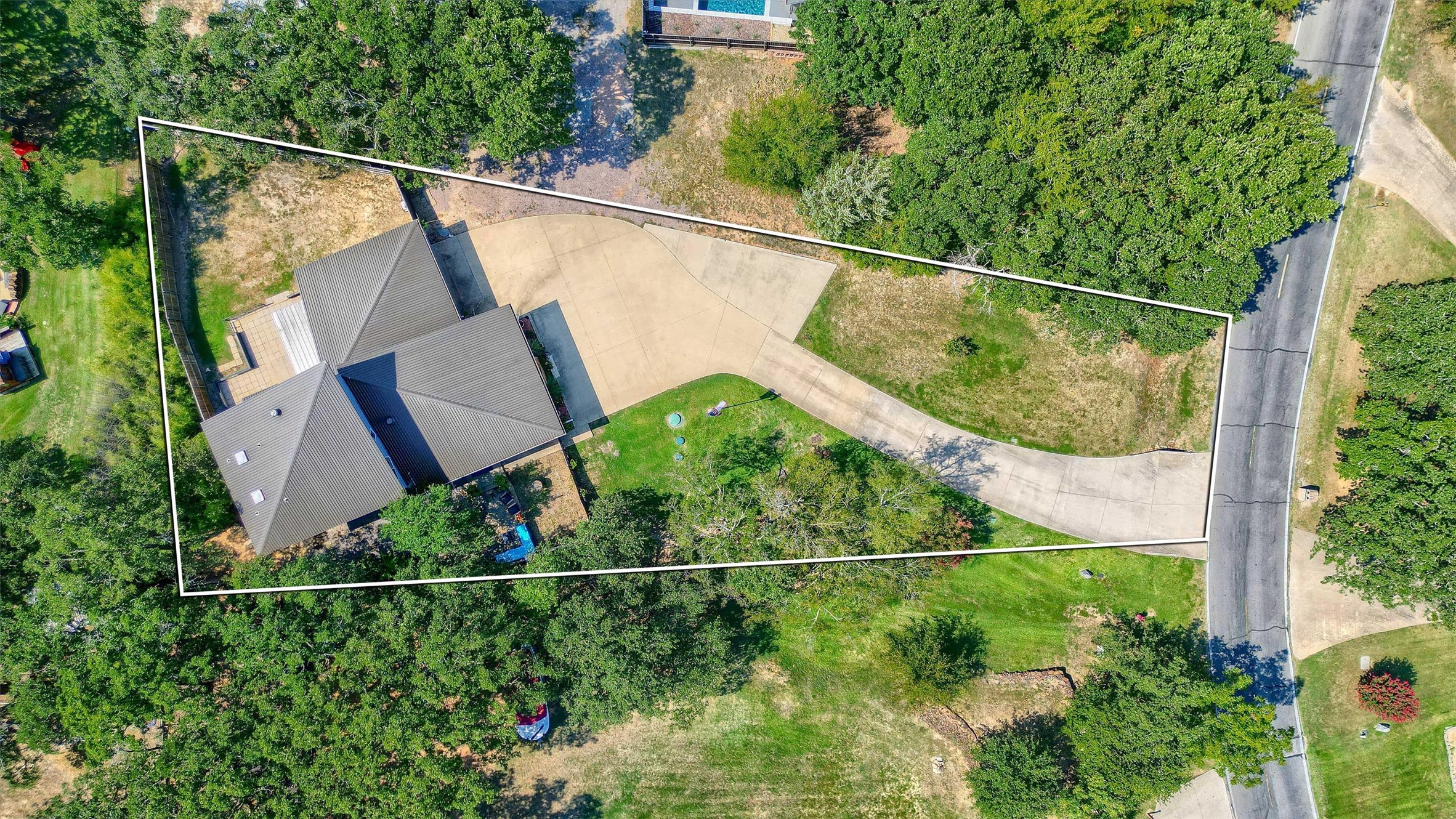 211 Kiowa Drive E
