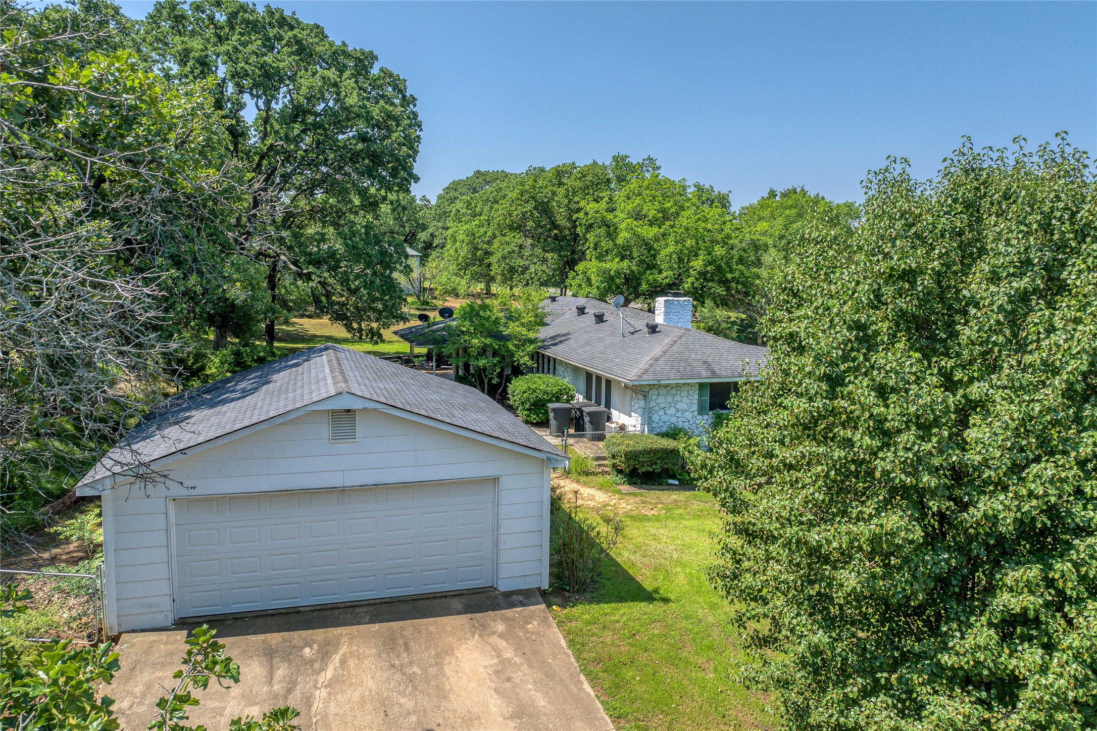 1498 Riley Road