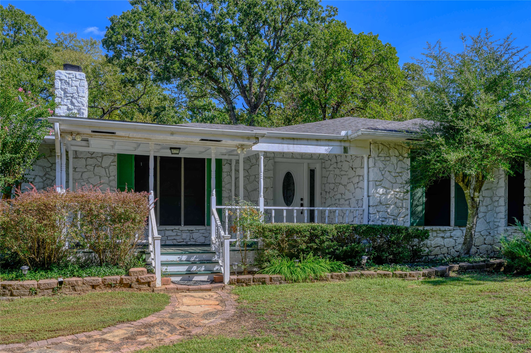 1498 Riley Road
