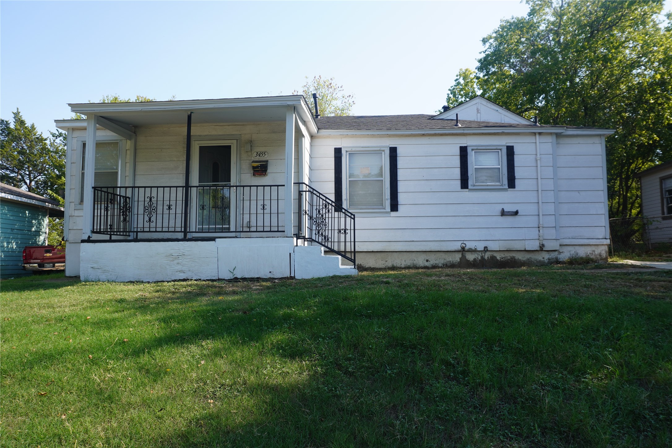 3455 Kellogg Avenue