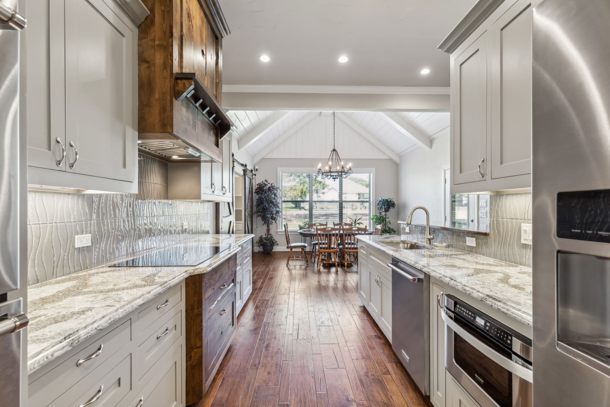 121 Bowie Drive