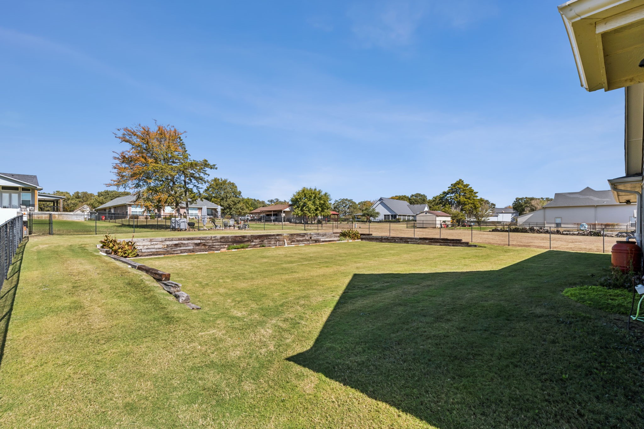 121 Bowie Drive
