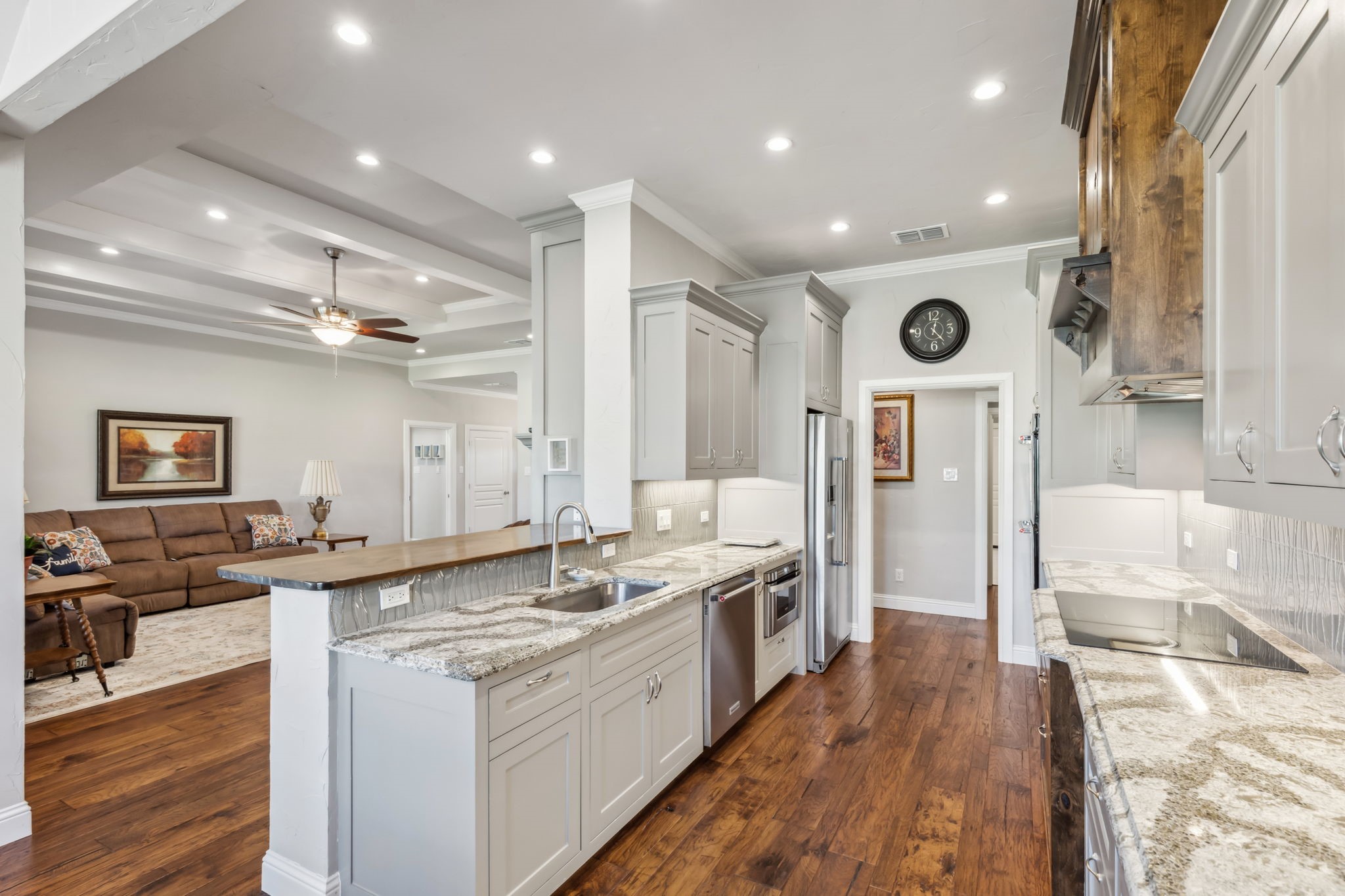 121 Bowie Drive