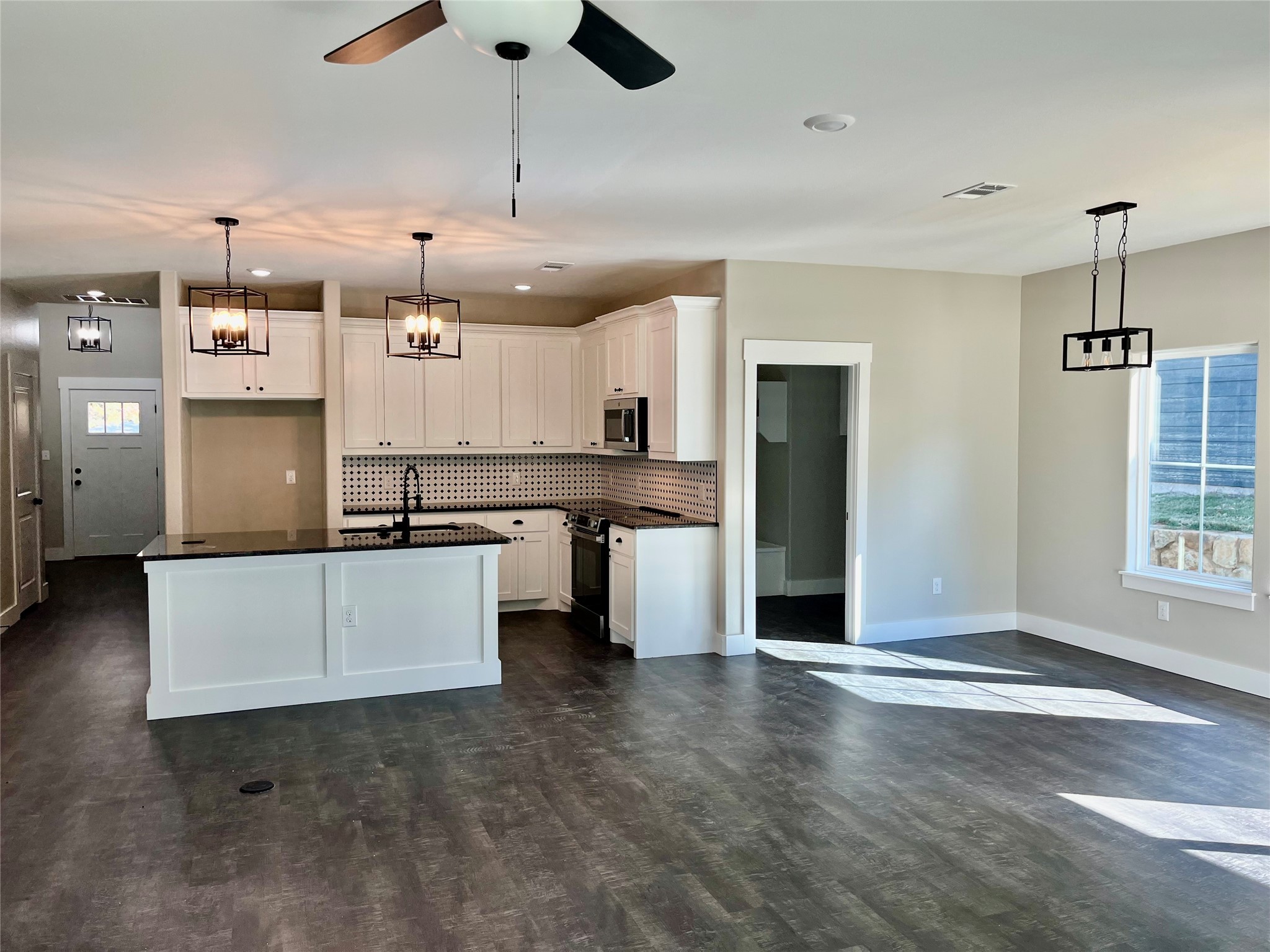 1101 Oak Drive