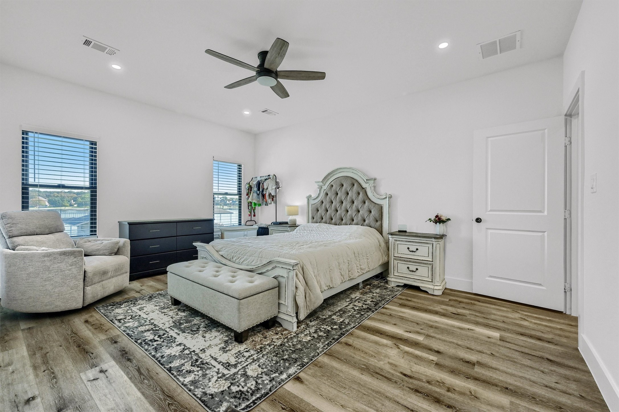 827 Kiowa Drive W
