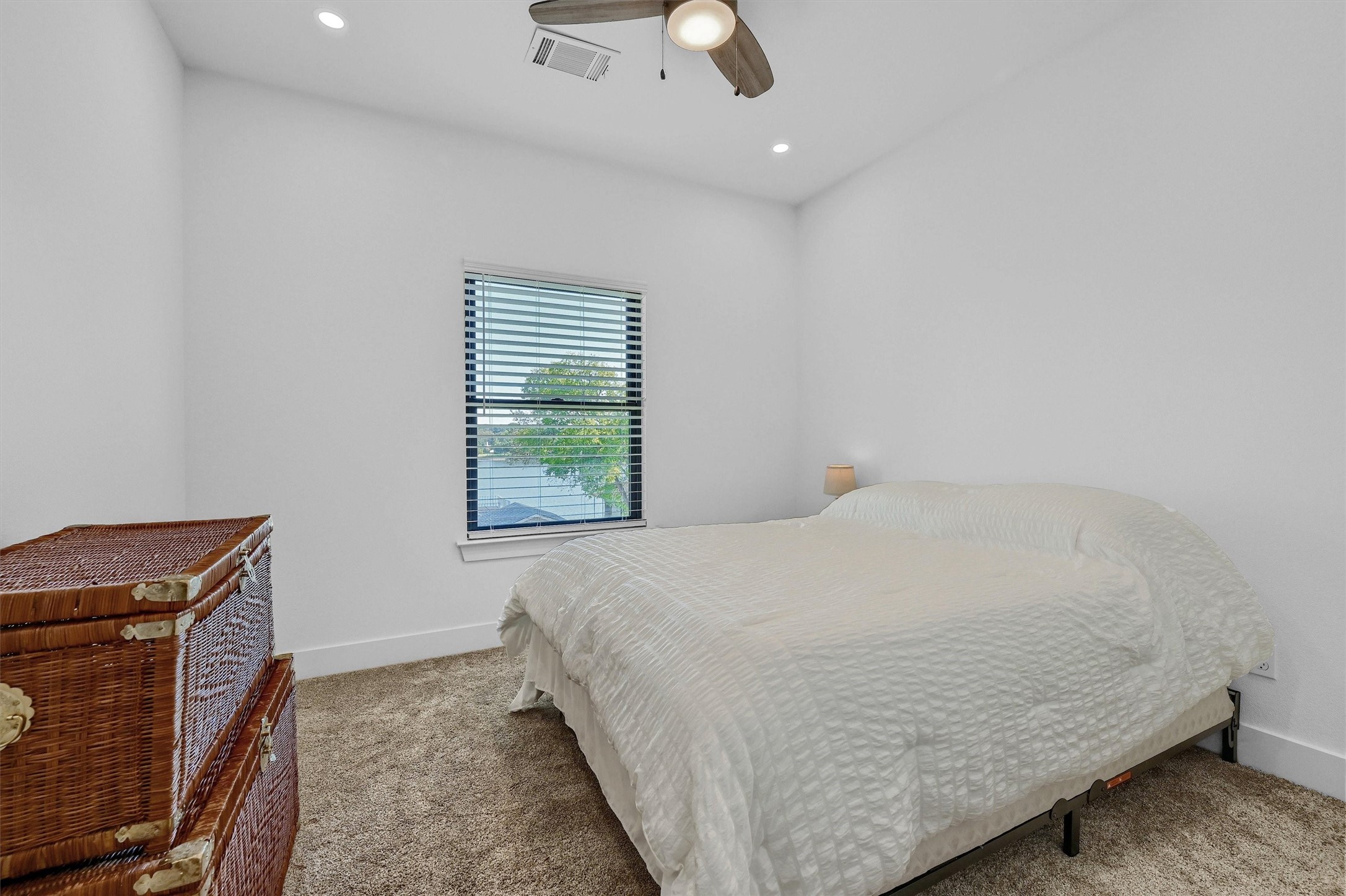 827 Kiowa Drive W
